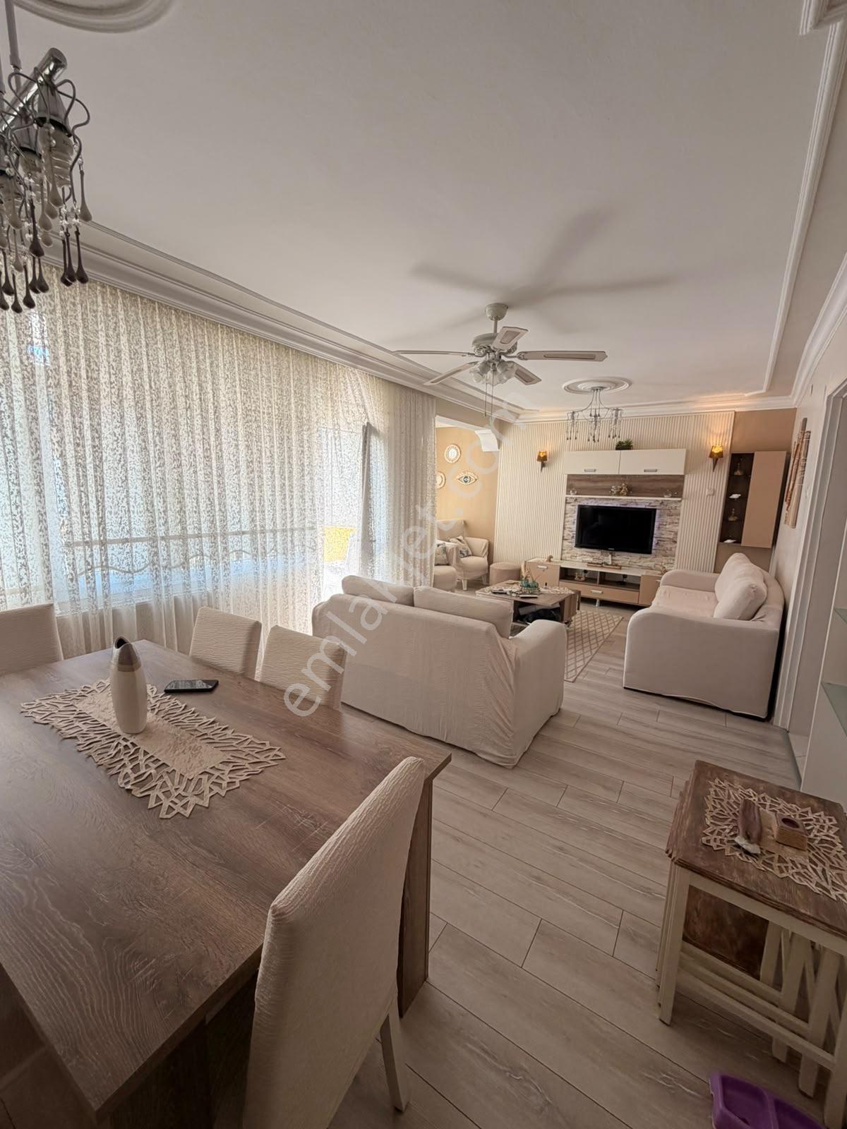 Konak Murat Reis'te 2+1 Deniz Manzaralı Satılık Daire — fotoğraf 7