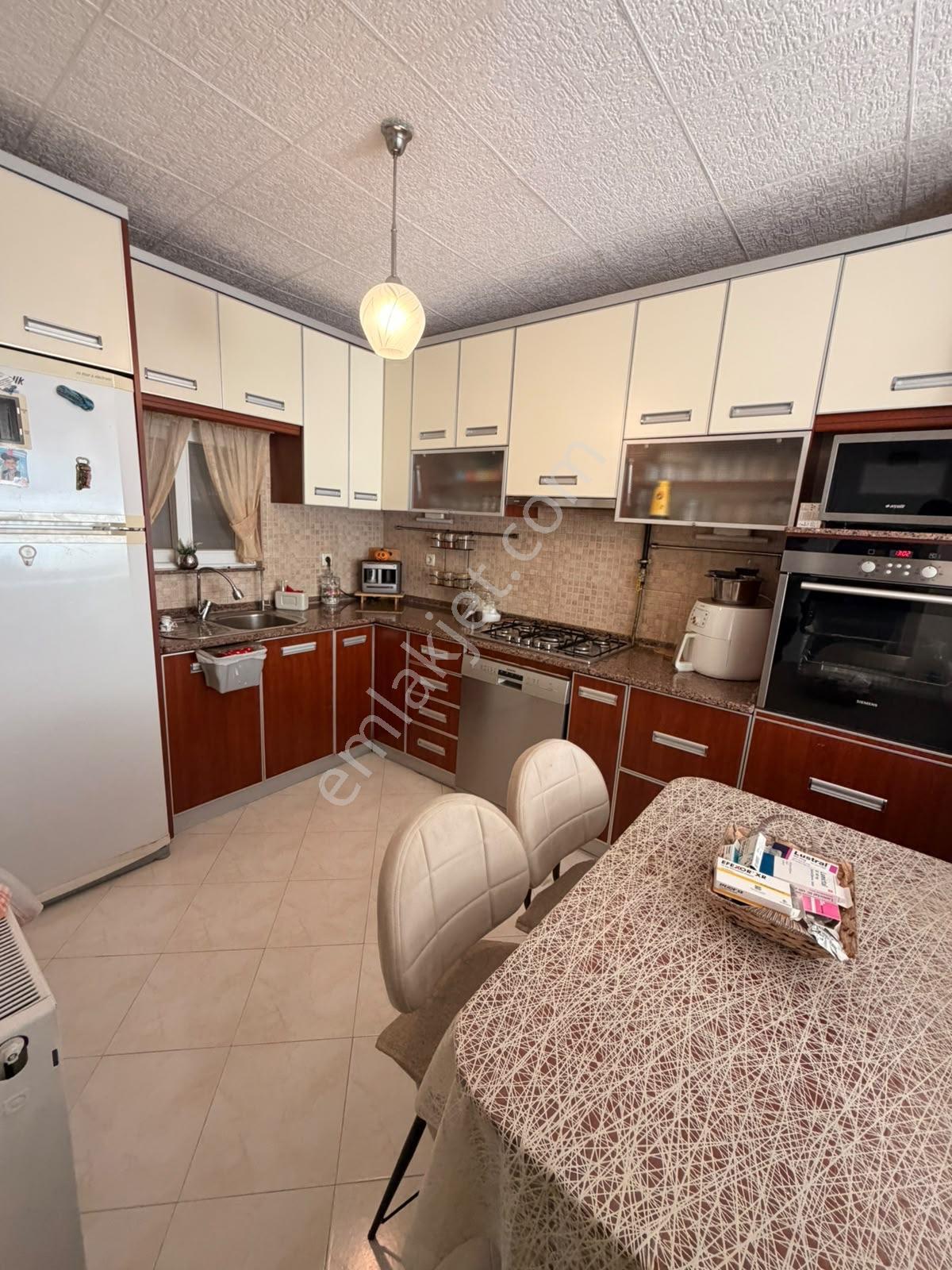 Konak Murat Reis'te 2+1 Deniz Manzaralı Satılık Daire — fotoğraf 11