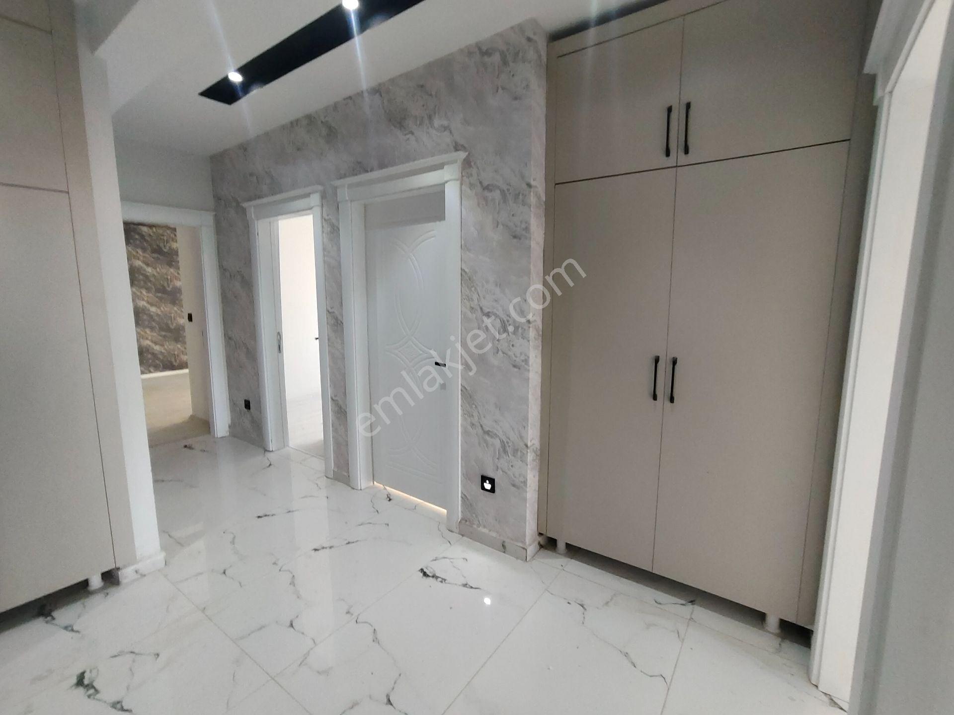 Emlak 72 'den Körük'te 3+1 Satılık Daire — fotoğraf 6