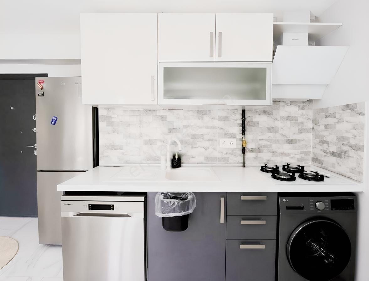 Aydınlı'da Güvenlikli Sitede 1+1 Satılık Daire — fotoğraf 7