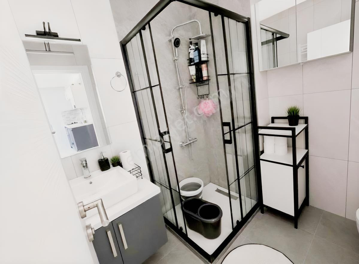 Aydınlı'da Güvenlikli Sitede 1+1 Satılık Daire — fotoğraf 9