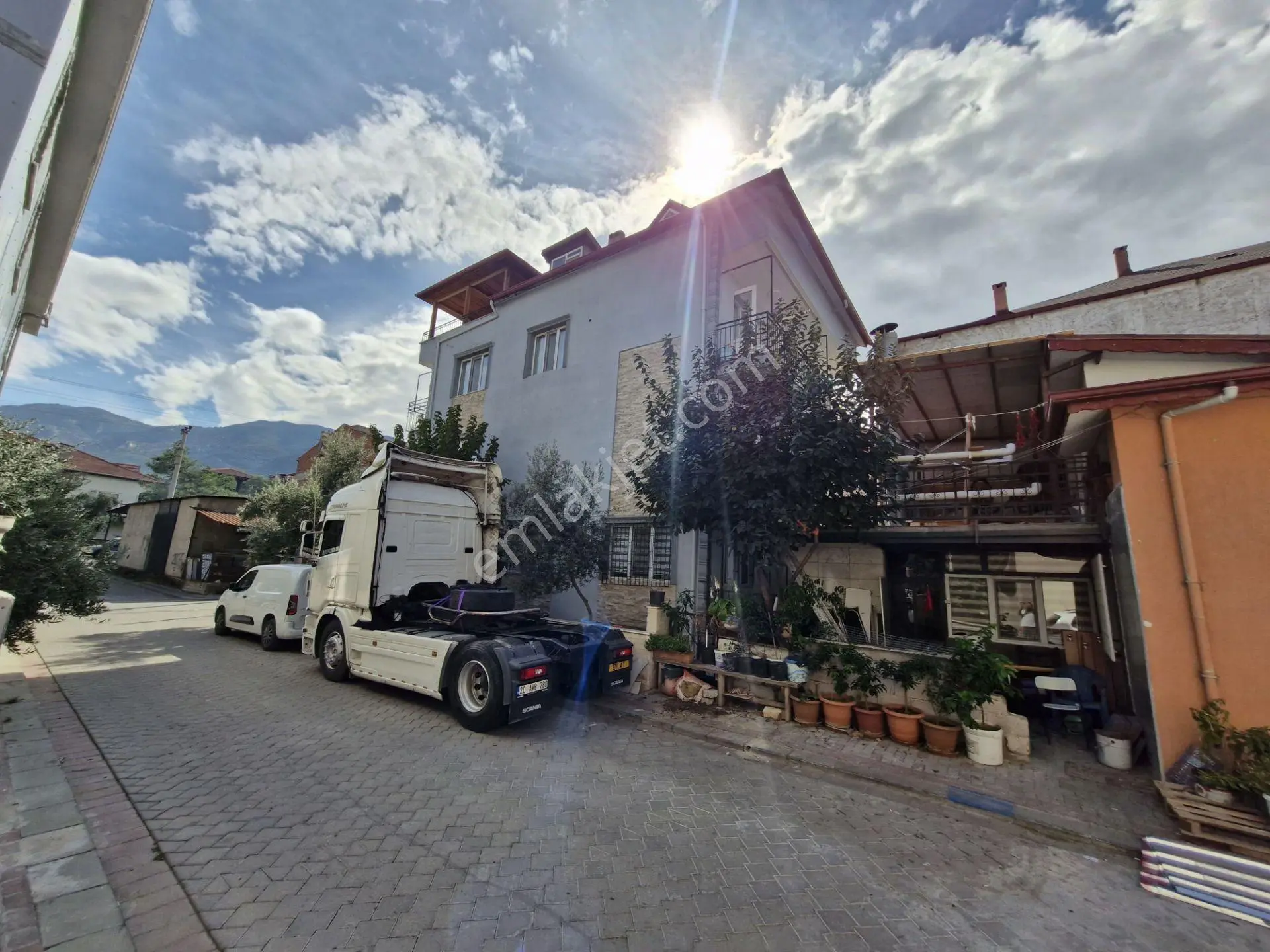 Landex'ten Kayhan'da 196 M² Arsa İçerisinde 4 Daireli Müstakil Ev — fotoğraf 3