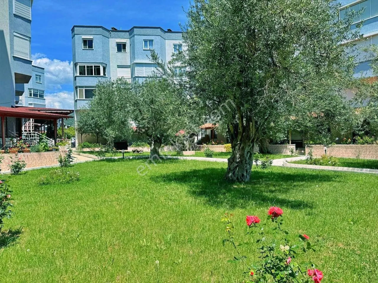 Yetkisi Uytundan Altınolukta Denize Sıfır Havuzlu Sitede Dubleks — fotoğraf 19