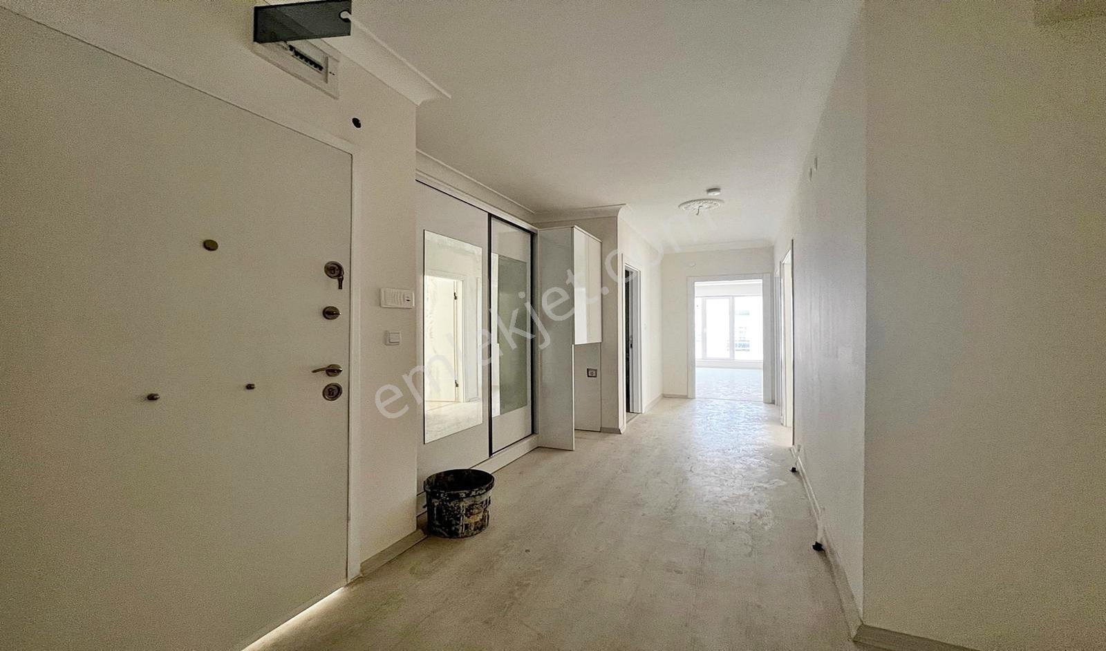 Yasa'dan Karakaya'da 3.kat 3+1 Full Yapılı E.banyolu Kök Tapu !! — fotoğraf 6