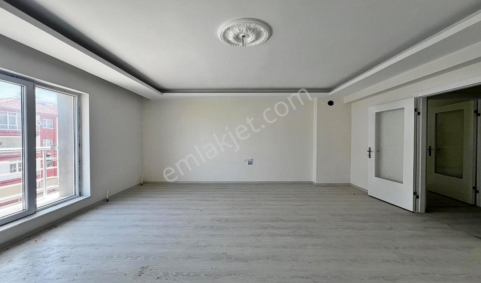 Yasa'dan Karakaya'da 3.kat 3+1 Full Yapılı E.banyolu Kök Tapu !! — fotoğraf 21
