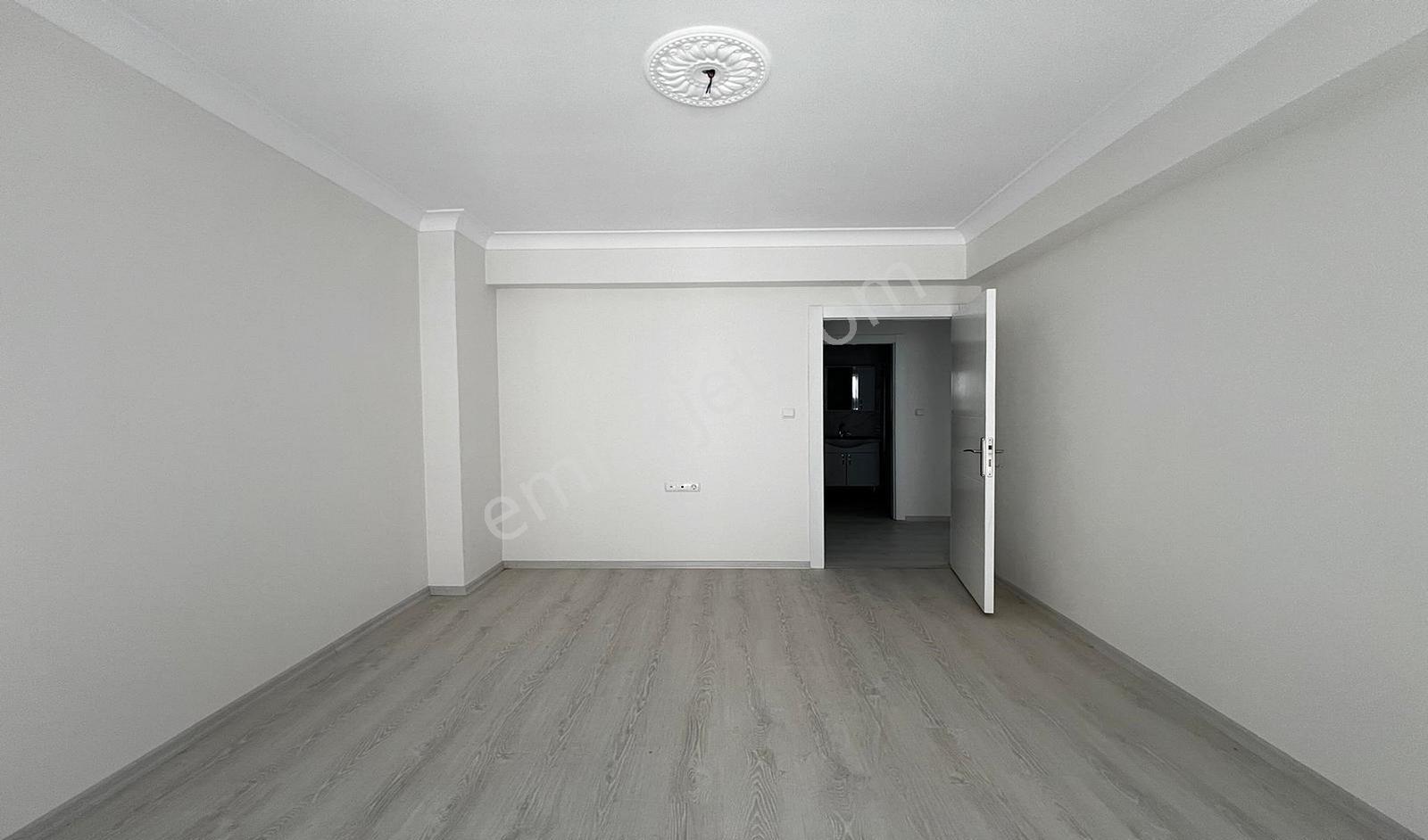 Yasa'dan Karakaya'da 3.kat 3+1 Full Yapılı E.banyolu Kök Tapu !! — fotoğraf 33
