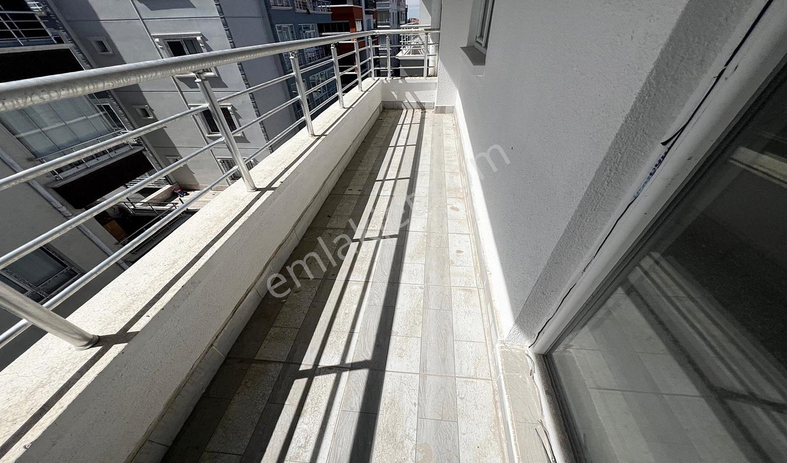 Yasa'dan Karakaya'da 3.kat 3+1 Full Yapılı E.banyolu Kök Tapu !! — fotoğraf 34