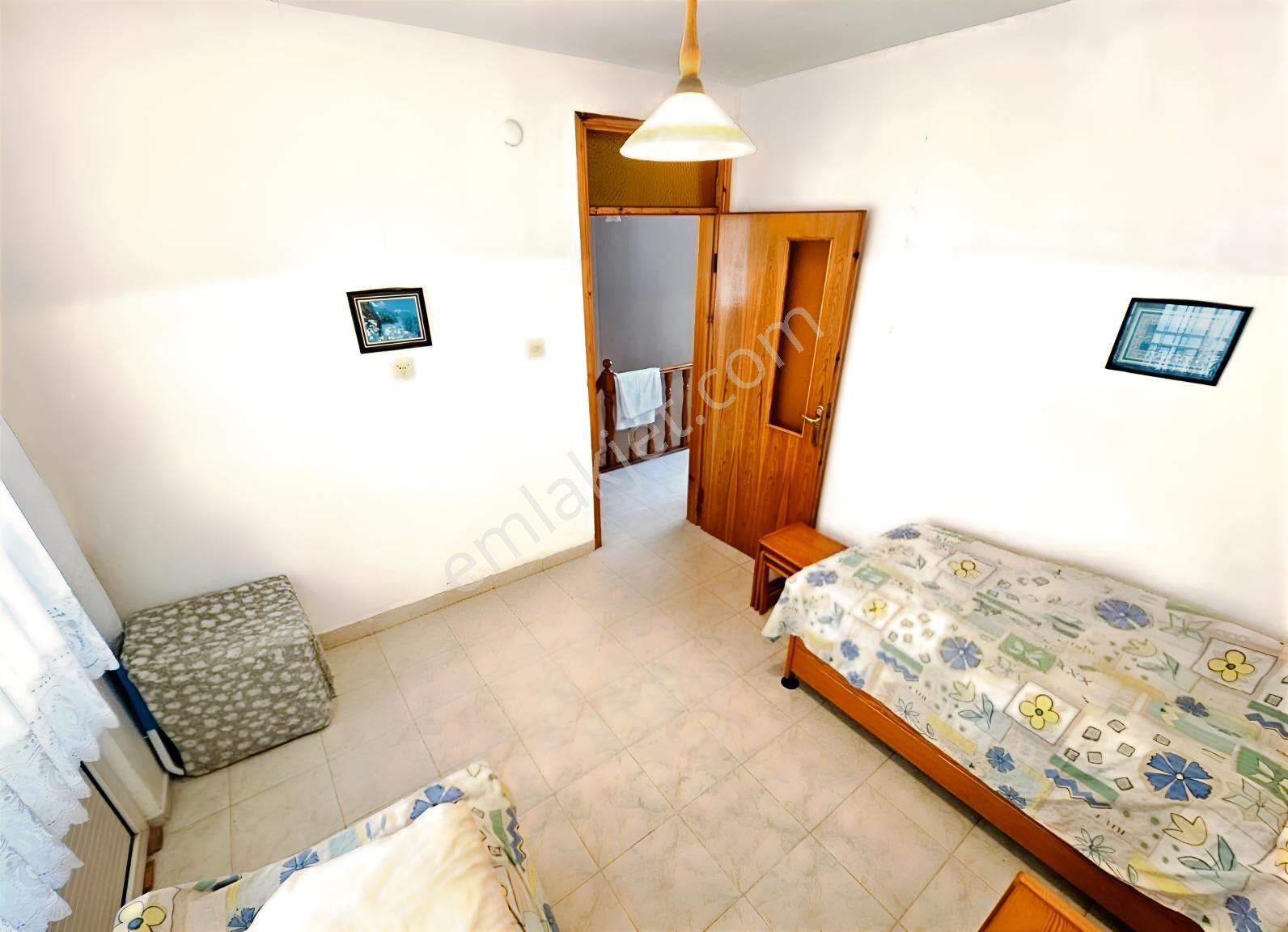 Güre'de Deniz'e Yürüyüş Mesafesinde Satılık Köşe 3+1 Villa — fotoğraf 8