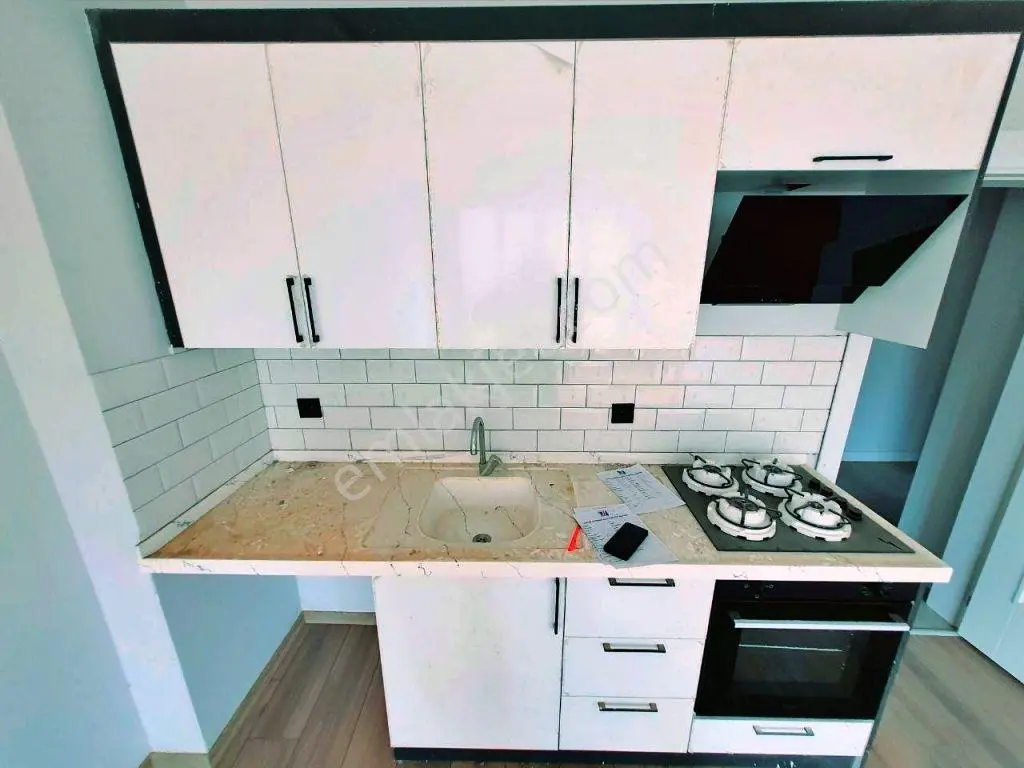 Uytun'dan Akçay Yasa Avm Yürüme Mesafesinde Arakat Sıfır 1+1 — fotoğraf 3