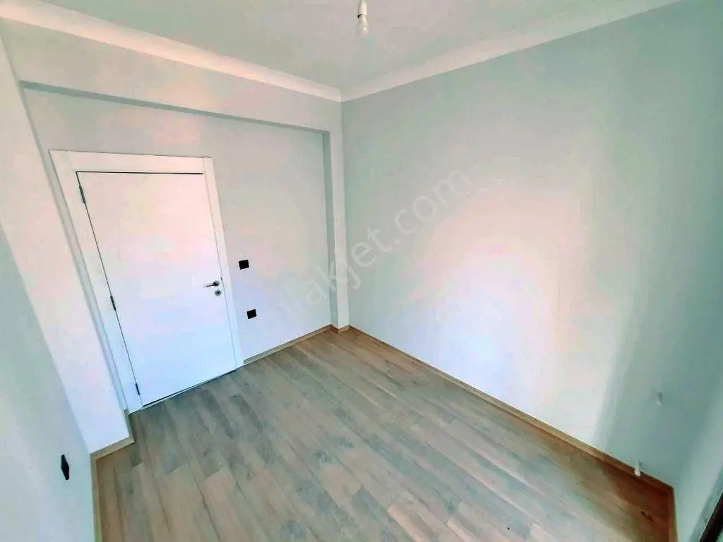 Uytun'dan Akçay Yasa Avm Yürüme Mesafesinde Arakat Sıfır 1+1 — fotoğraf 11