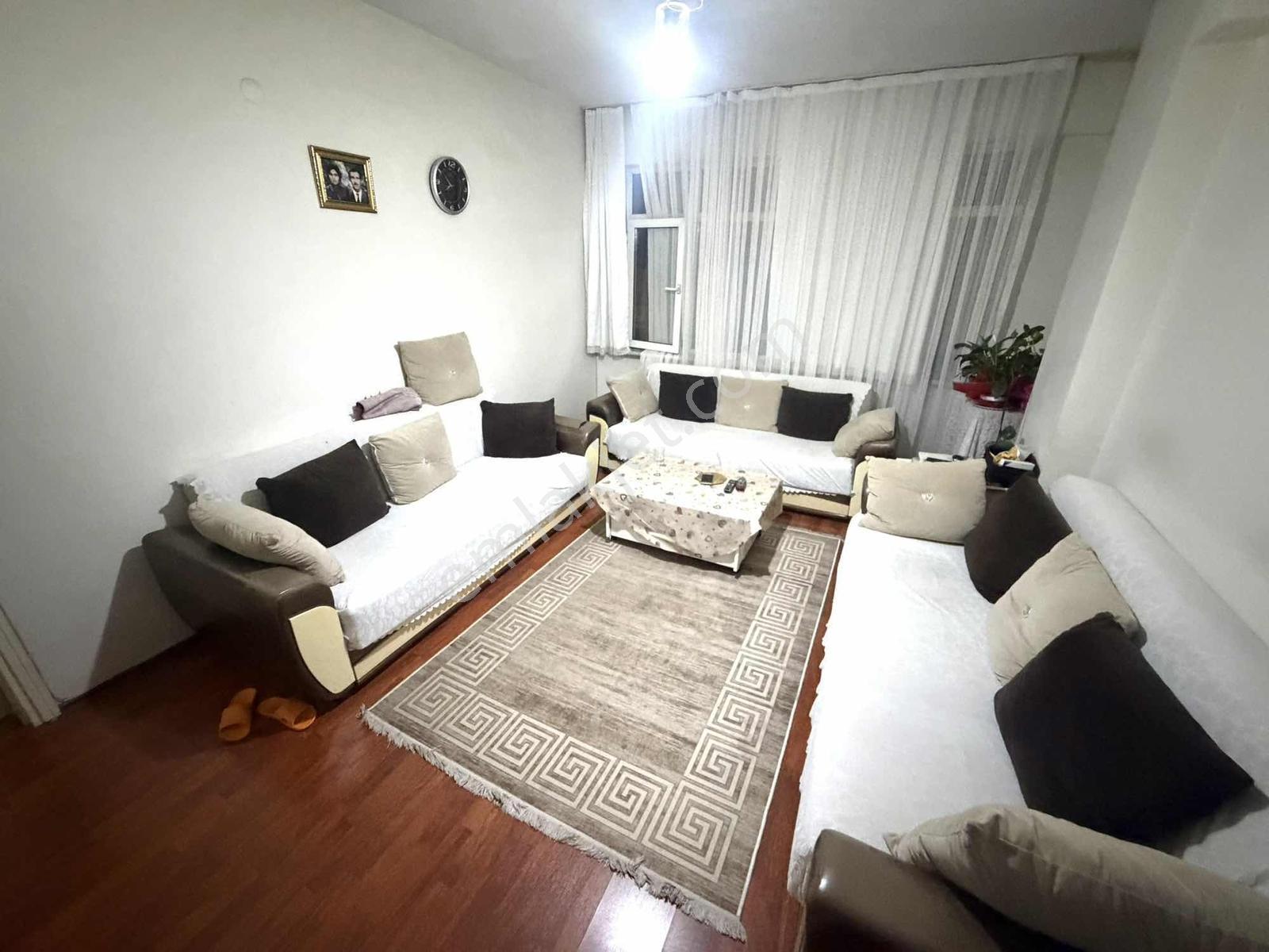 Güngören Sanayi Mah 3+1 105m2 Kaçaksız Binada Satılık Daire — fotoğraf 4