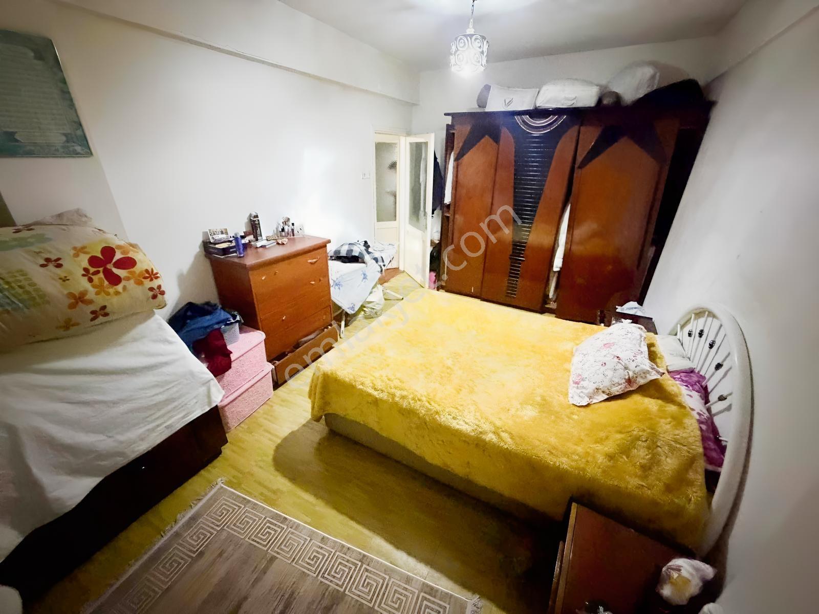 Güngören Sanayi Mah 3+1 105m2 Kaçaksız Binada Satılık Daire — fotoğraf 6