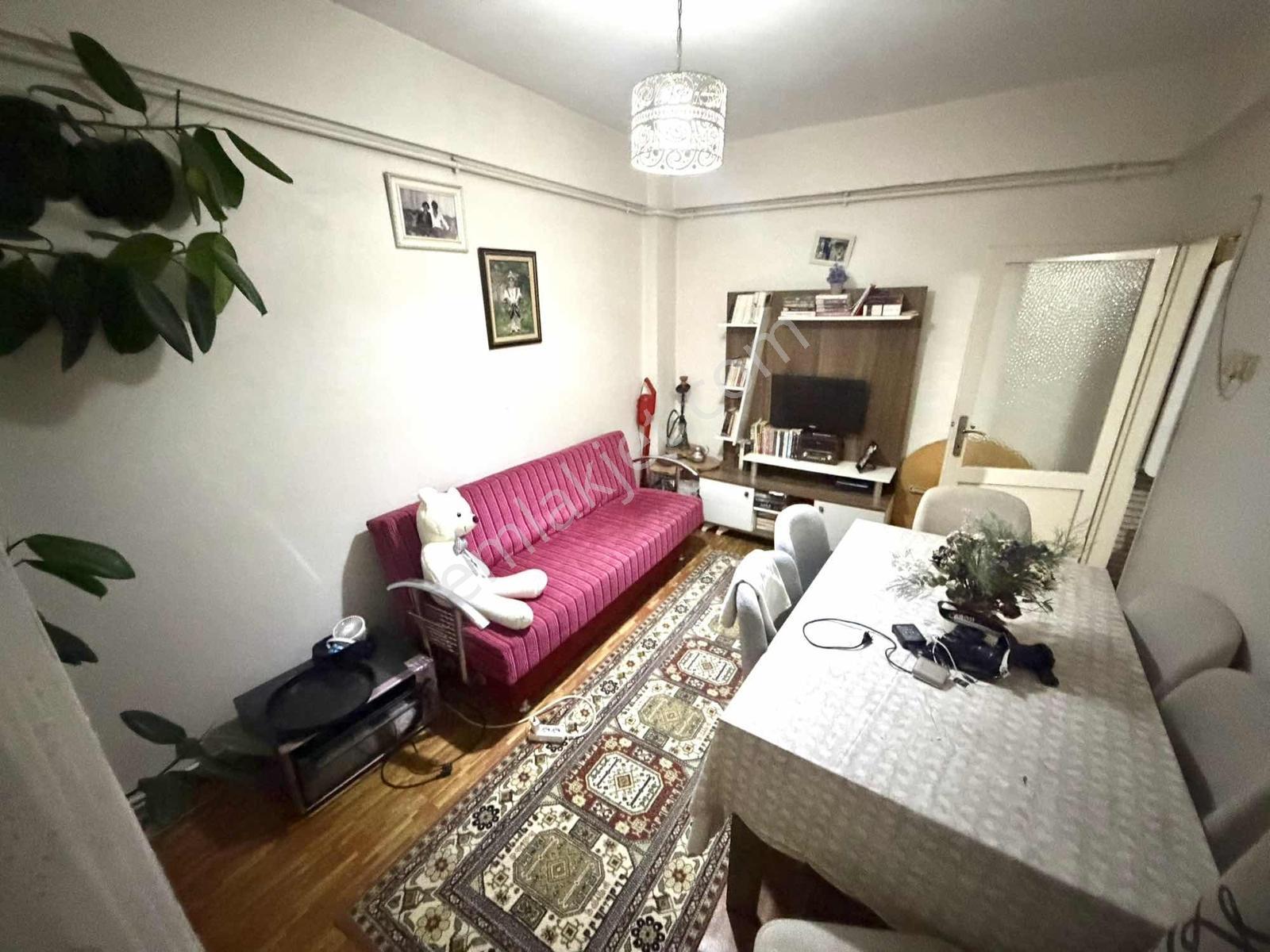 Güngören Sanayi Mah 3+1 105m2 Kaçaksız Binada Satılık Daire — fotoğraf 13
