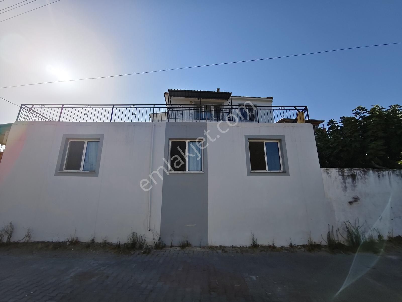 Menemen Göktepe Mahallesi'nde Müstakil 3 Adet 2+1 Ev Bahçeli.. — fotoğraf 4