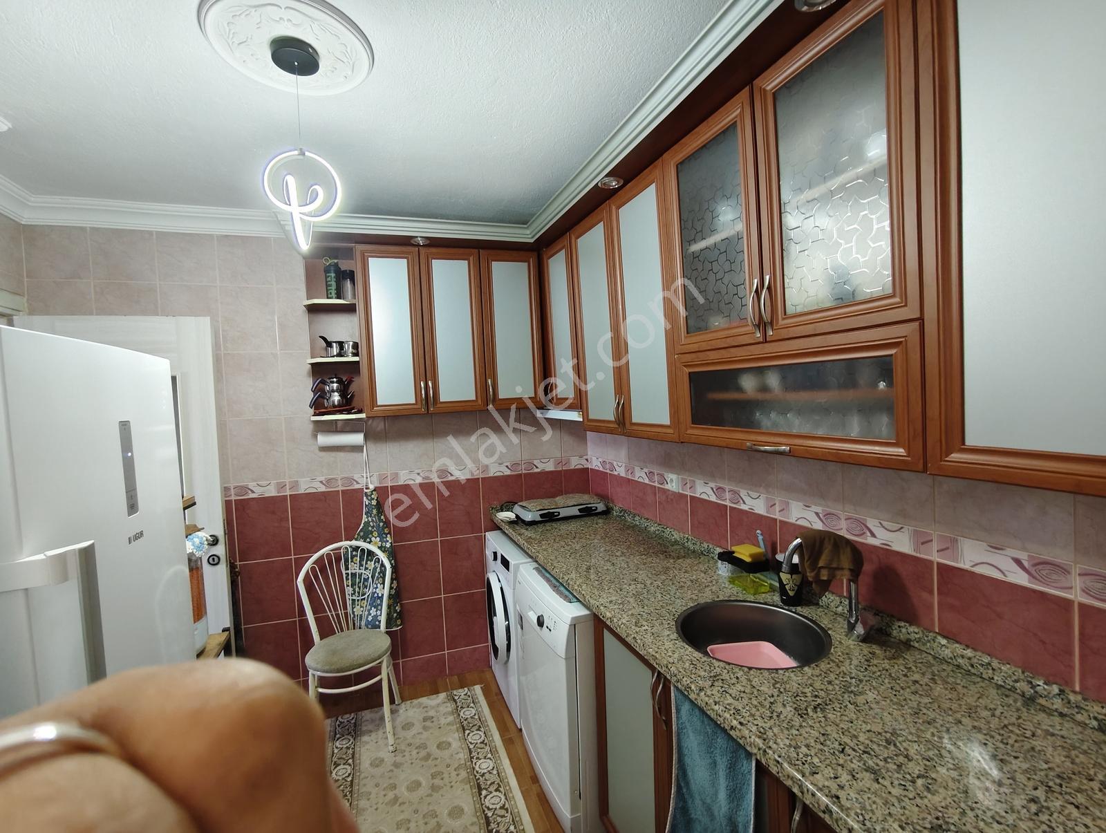 Menemen Göktepe Mahallesi'nde Müstakil 3 Adet 2+1 Ev Bahçeli.. — fotoğraf 18