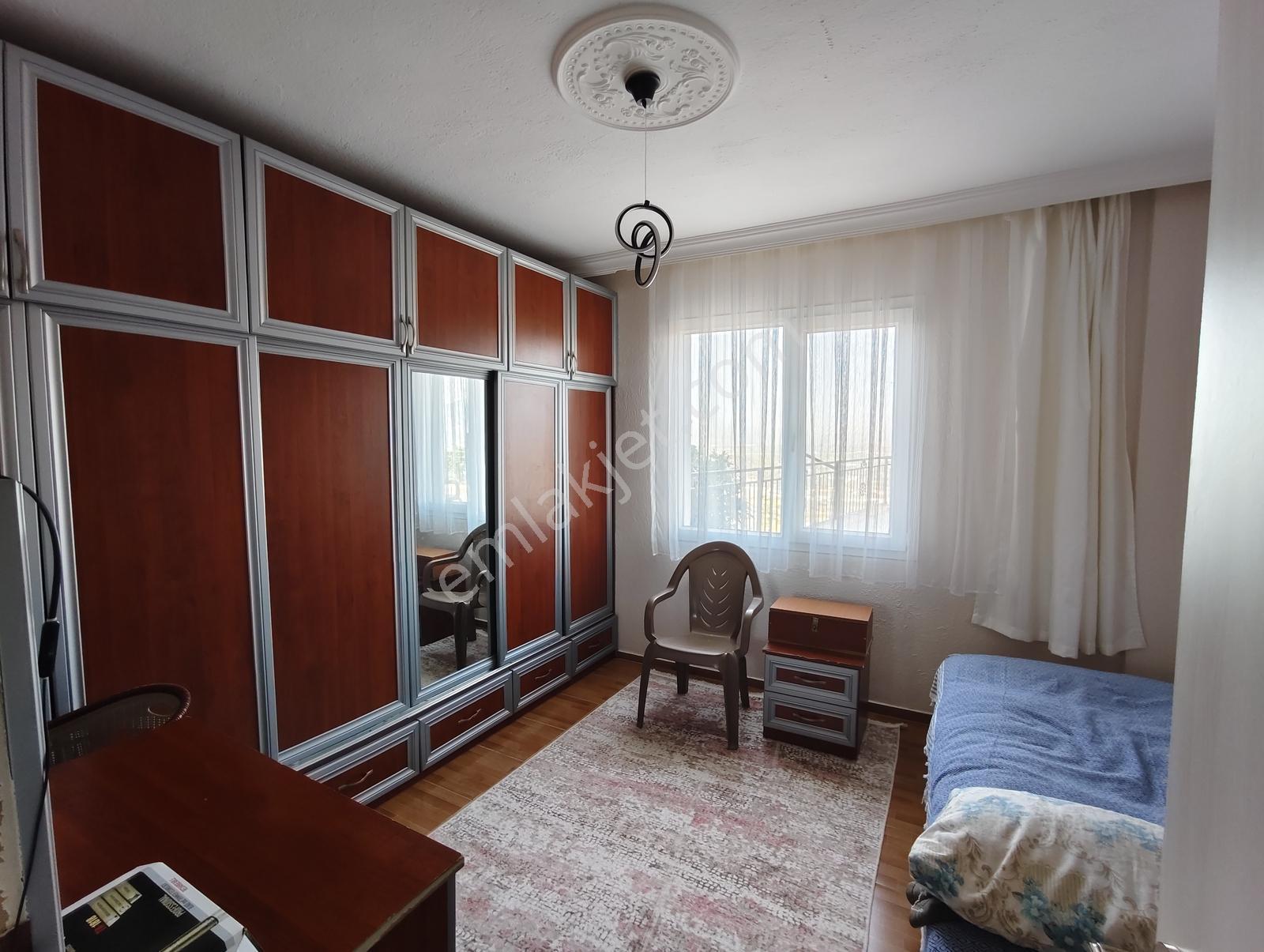Menemen Göktepe Mahallesi'nde Müstakil 3 Adet 2+1 Ev Bahçeli.. — fotoğraf 21