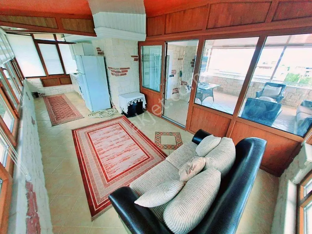Uytundan Gürede Denize 350 Metre Jeotermalli Otoparklı 5+1 Villa — fotoğraf 7