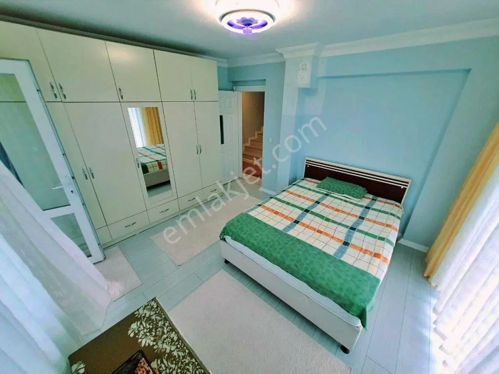 Uytundan Gürede Denize 350 Metre Jeotermalli Otoparklı 5+1 Villa — fotoğraf 9