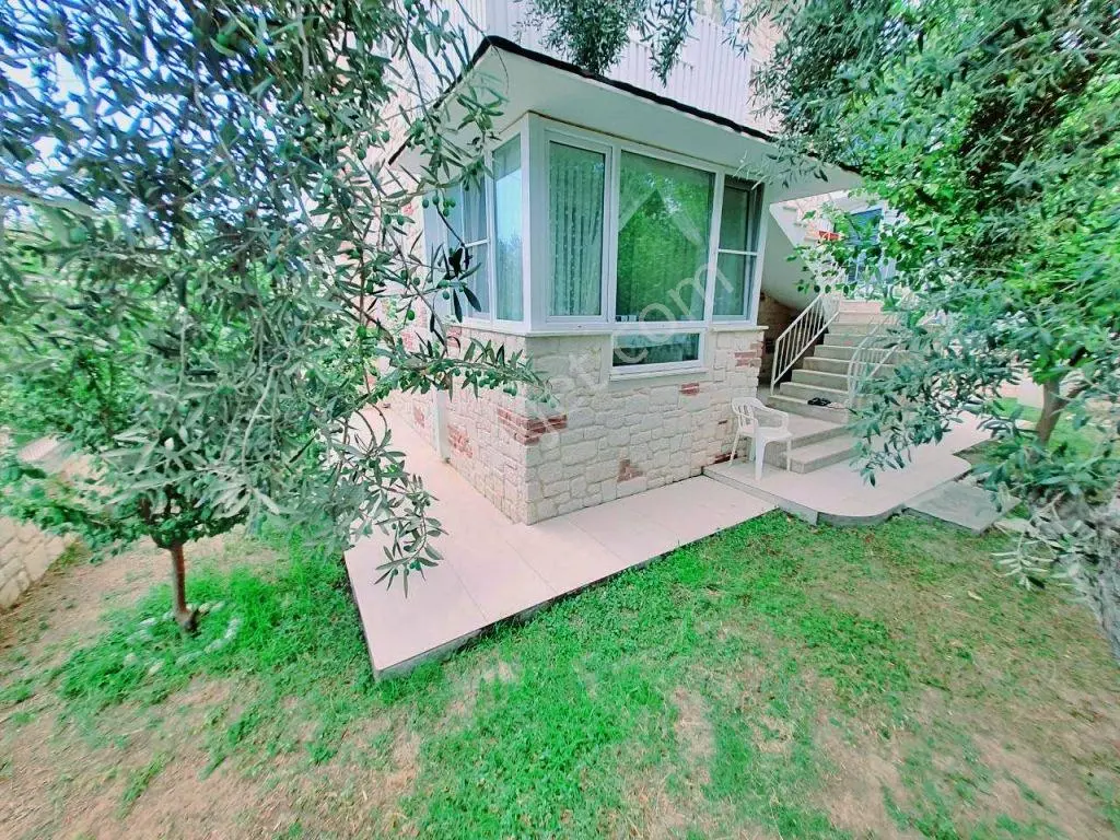 Uytundan Gürede Denize 350 Metre Jeotermalli Otoparklı 5+1 Villa — fotoğraf 29