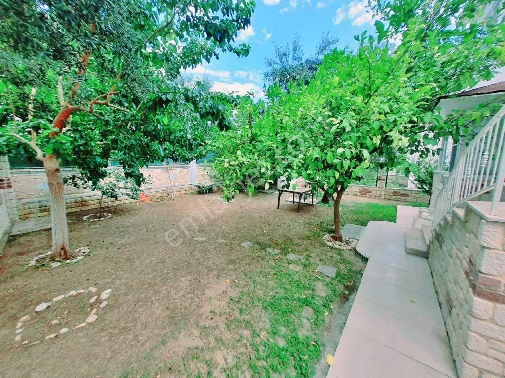 Uytundan Gürede Denize 350 Metre Jeotermalli Otoparklı 5+1 Villa — fotoğraf 35