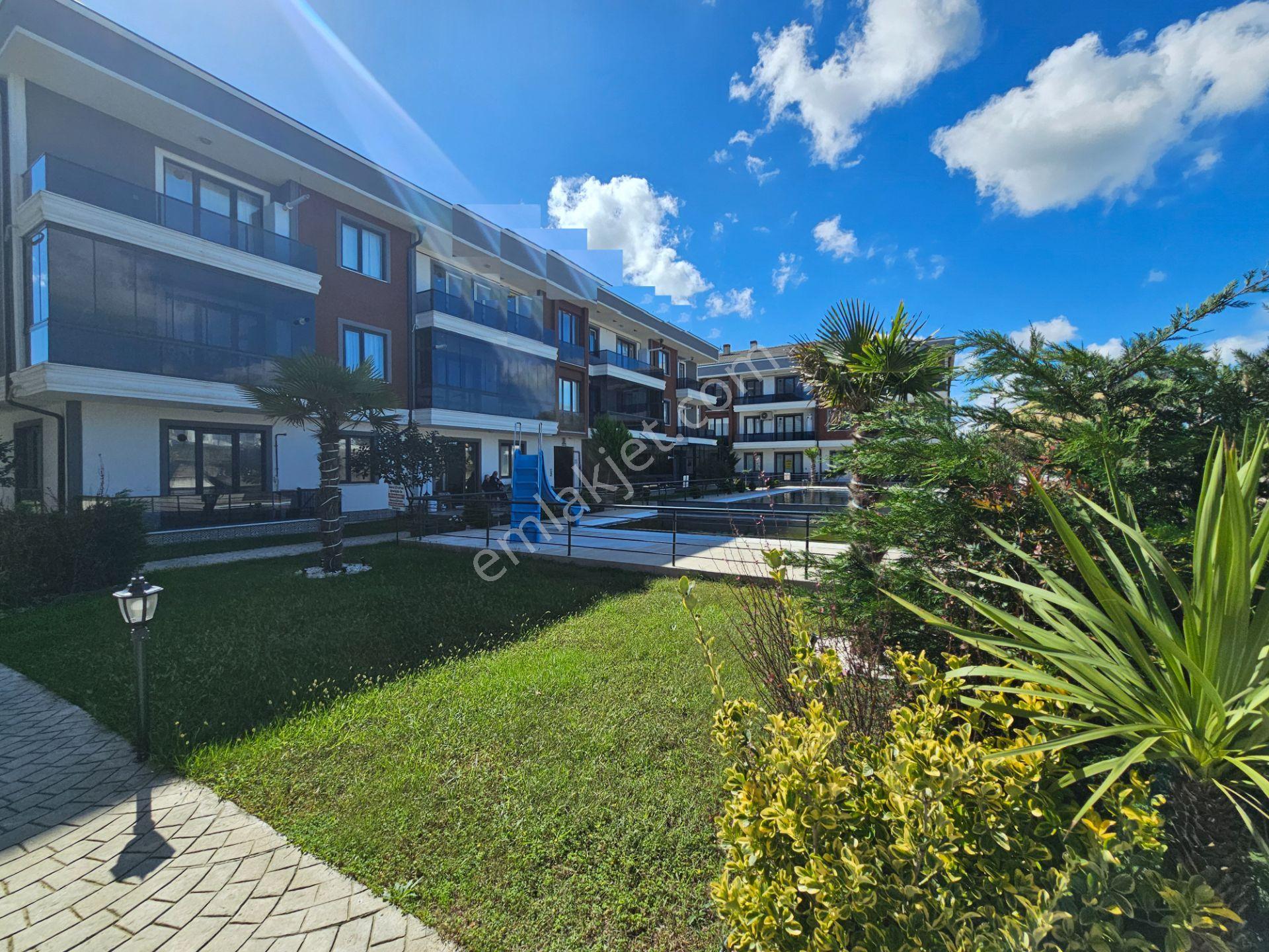 Deniz'den 2+1 Havuzlu Site De,cam Balkonlu Yerden Isıtmalı Daire — fotoğraf 2