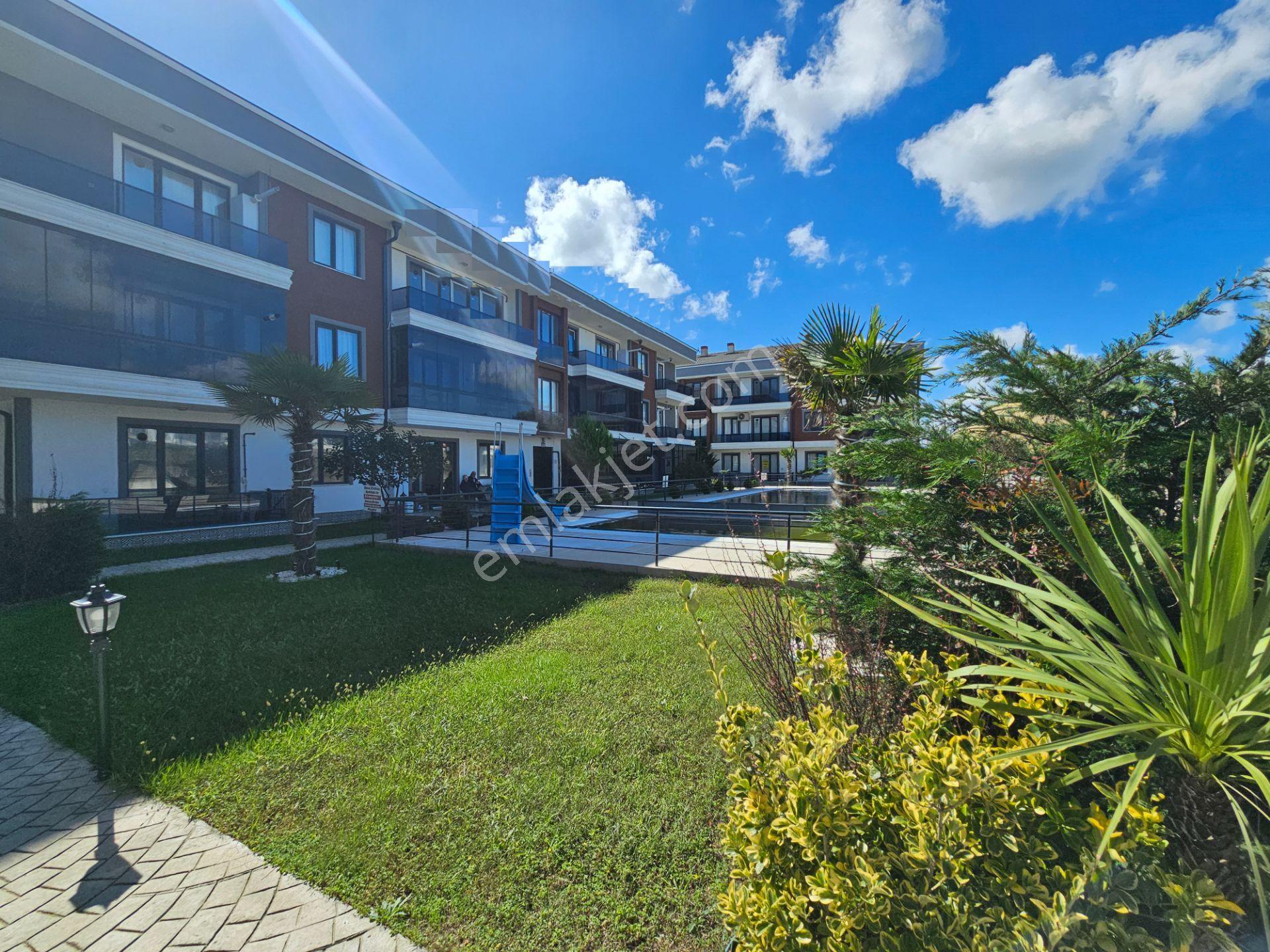 Deniz'den 2+1 Havuzlu Site De,cam Balkonlu Yerden Isıtmalı Daire — fotoğraf 3