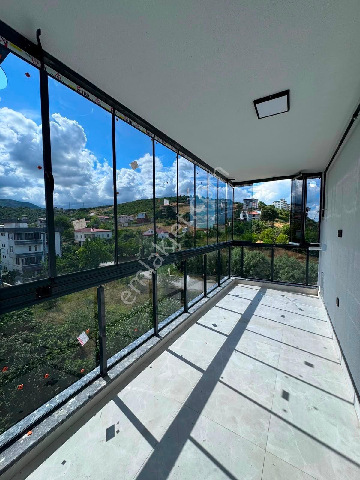 Furkan Emlak’Tan Atakum Çakırlar Yalı Mah. 1+1 70M2 Kat Seçenekli Sıfır Daireler
