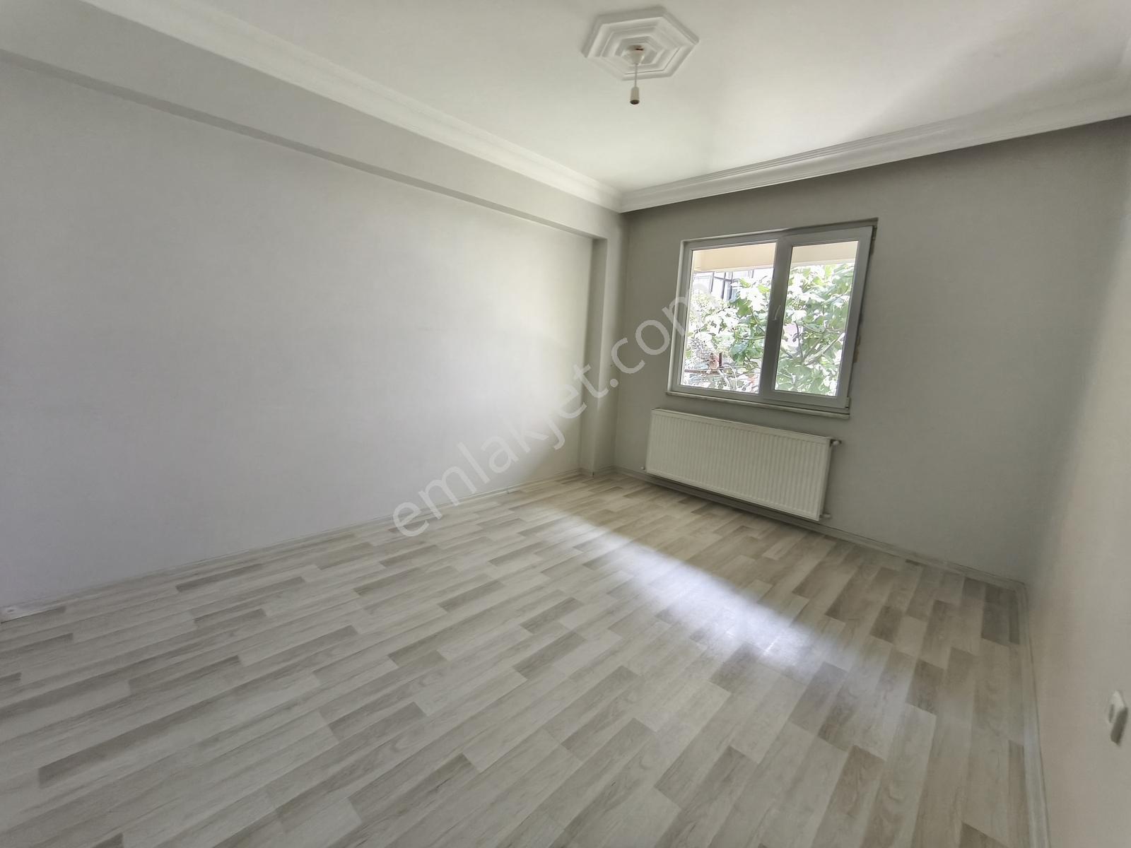 Rami Yeni Mahalle 3+1 110 M² Tadilatlı Çift Cepheli 1.kat Daire — fotoğraf 5