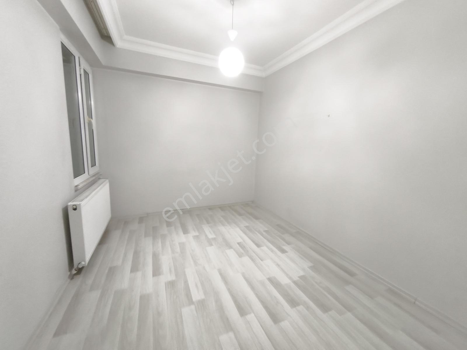 Rami Yeni Mahalle 3+1 110 M² Tadilatlı Çift Cepheli 1.kat Daire — fotoğraf 8