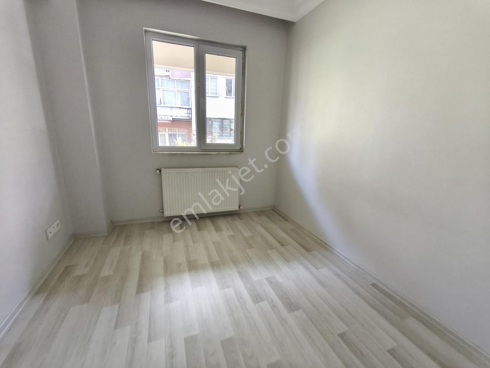Rami Yeni Mahalle 3+1 110 M² Tadilatlı Çift Cepheli 1.kat Daire — fotoğraf 9