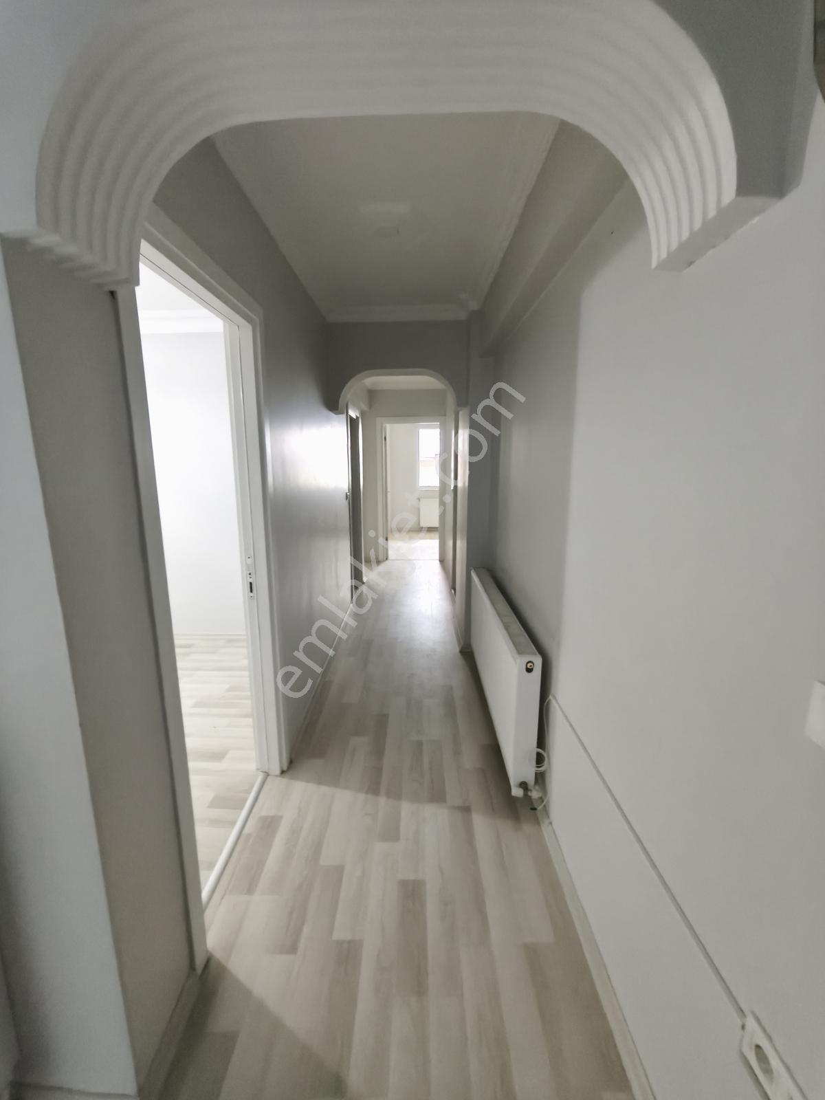 Rami Yeni Mahalle 3+1 110 M² Tadilatlı Çift Cepheli 1.kat Daire — fotoğraf 20