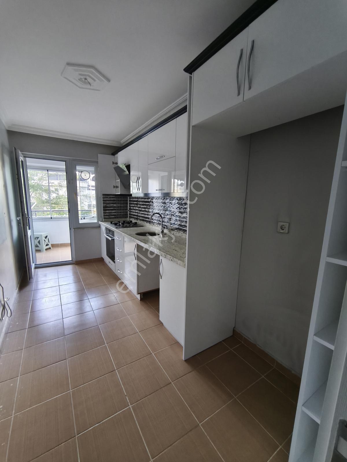 Rami Yeni Mahalle 3+1 110 M² Tadilatlı Çift Cepheli 1.kat Daire — fotoğraf 28