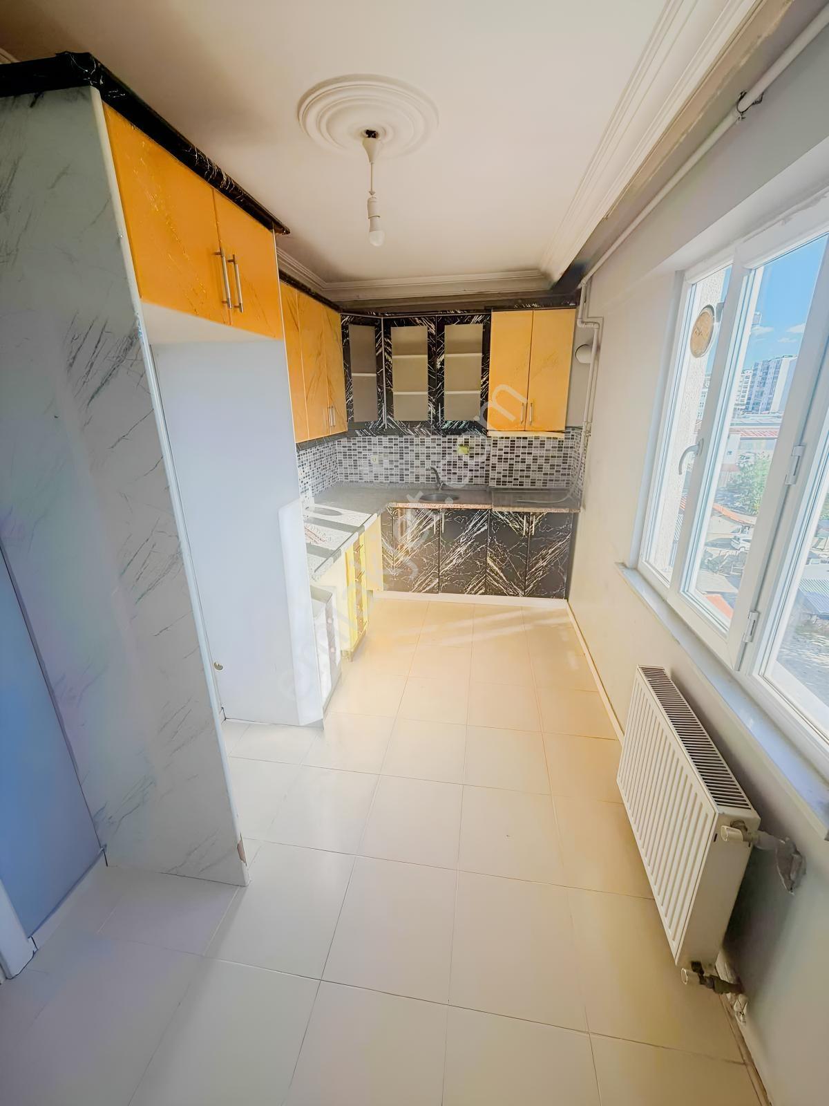 Ze/max'tan İstiklal Cad.iskanlı Arakat Öncephe Satılık 2+1 Daire — fotoğraf 12