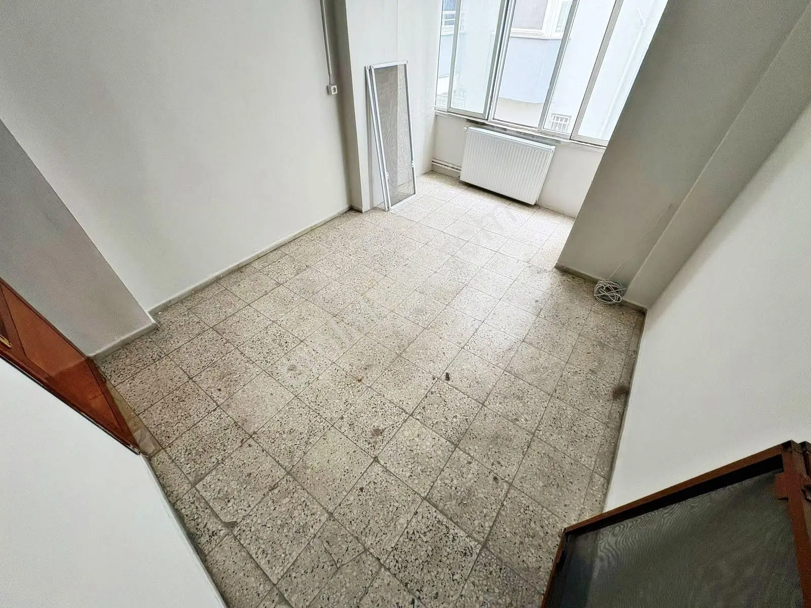 Aktif'ten Akçay'da Satılık Denize 100mt Arakat Ayrı Mutfaklı Masrafsız 2+1 Daire — fotoğraf 5