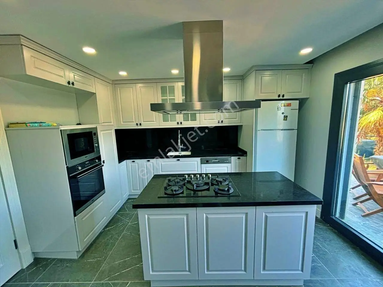 Uytundan Burhaniye İskelede Denize Sıfır 4+2 Müstakil Villa — fotoğraf 19