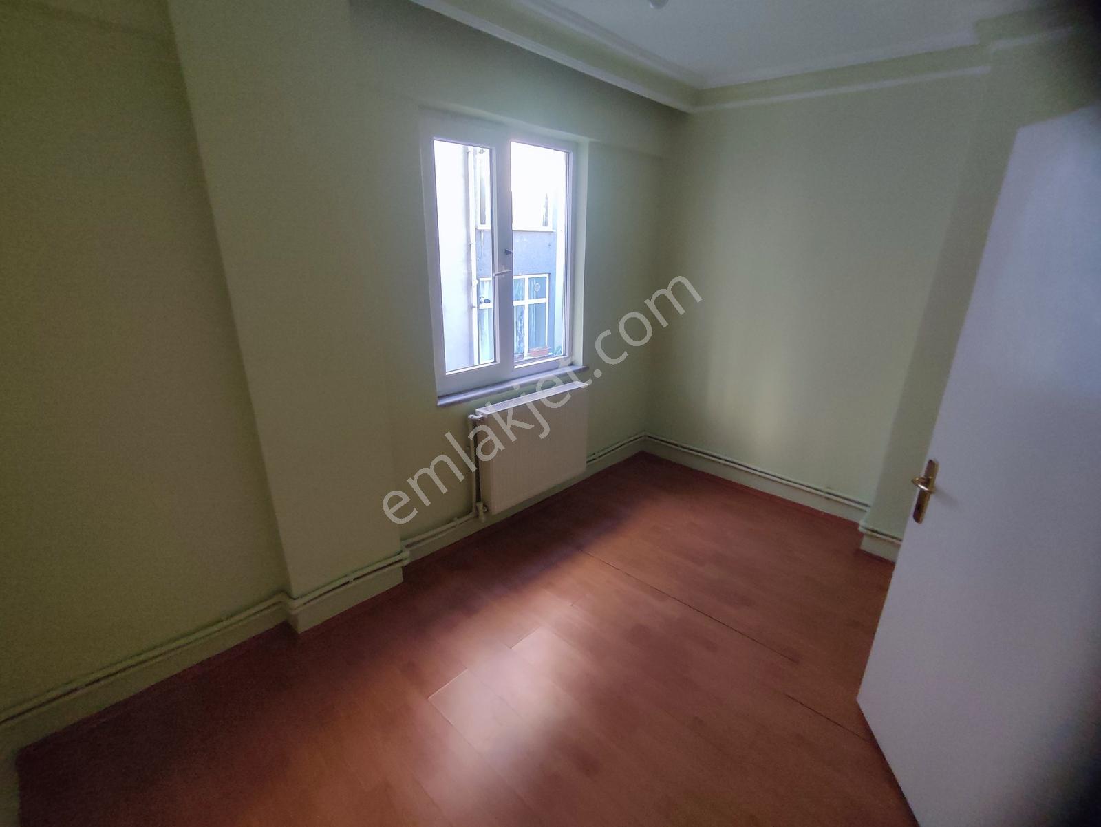 Reha Medin Armağanevlerde İfm Karşısı 80m2 Arakat 2+1 — fotoğraf 8