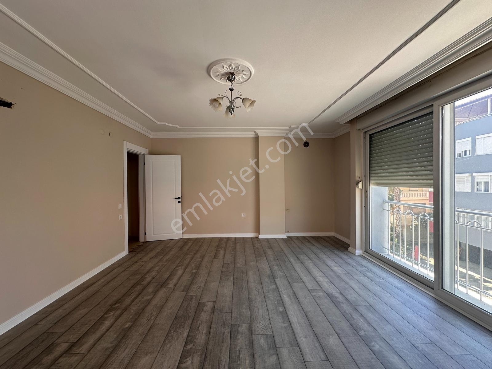 Eskihisarda Ara Kat Garajlı 3+1 Satılık Daire — fotoğraf 3