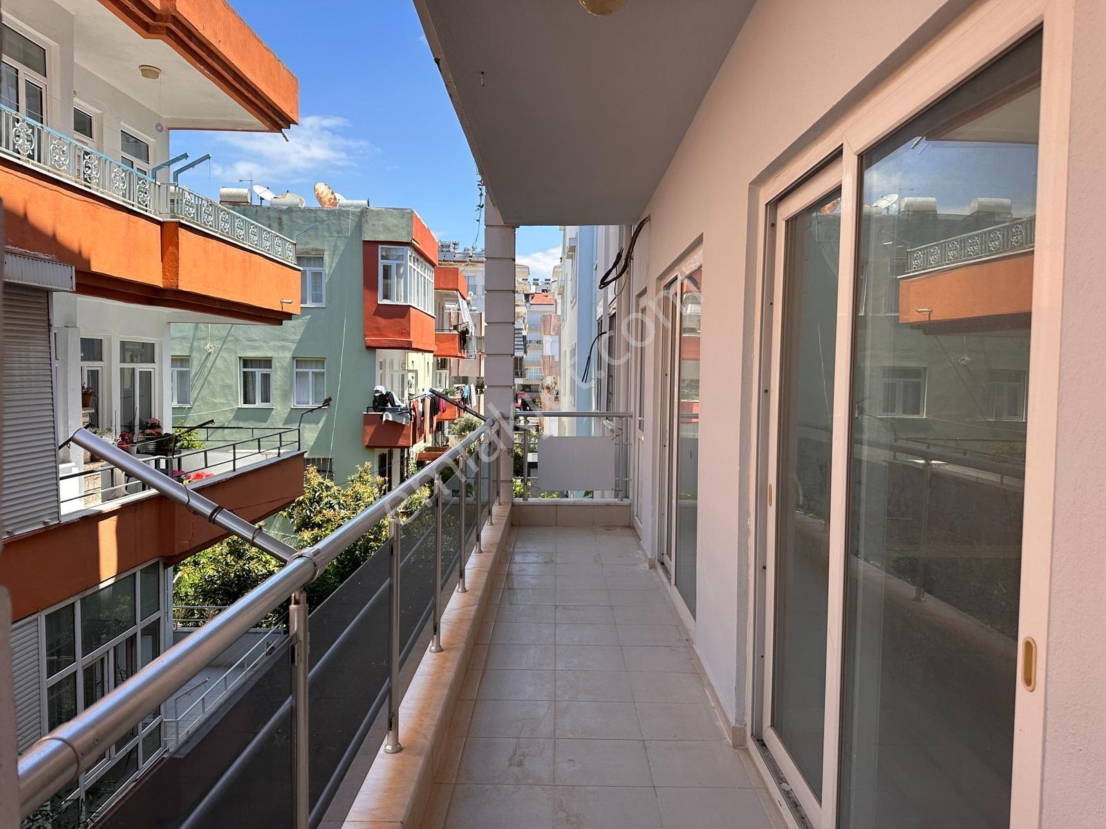 Eskihisarda Ara Kat Garajlı 3+1 Satılık Daire — fotoğraf 7