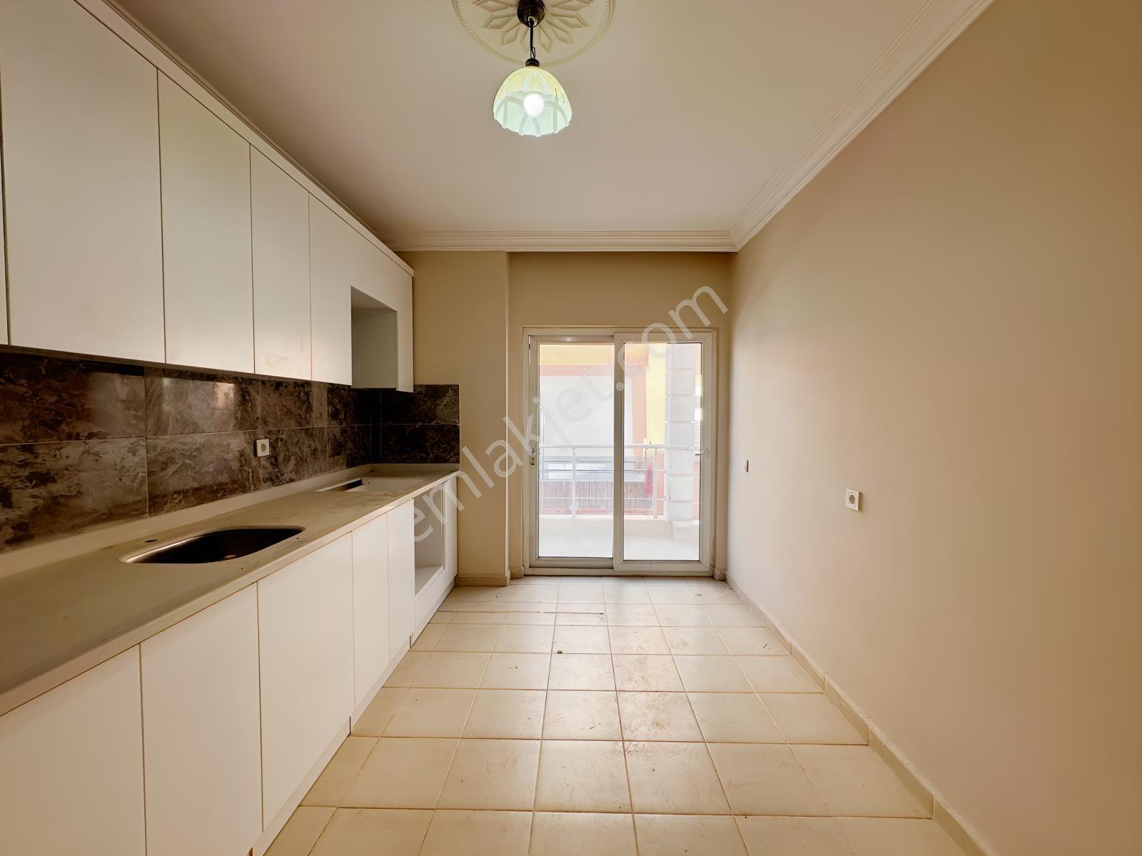 Eskihisarda Ara Kat Garajlı 3+1 Satılık Daire — fotoğraf 8