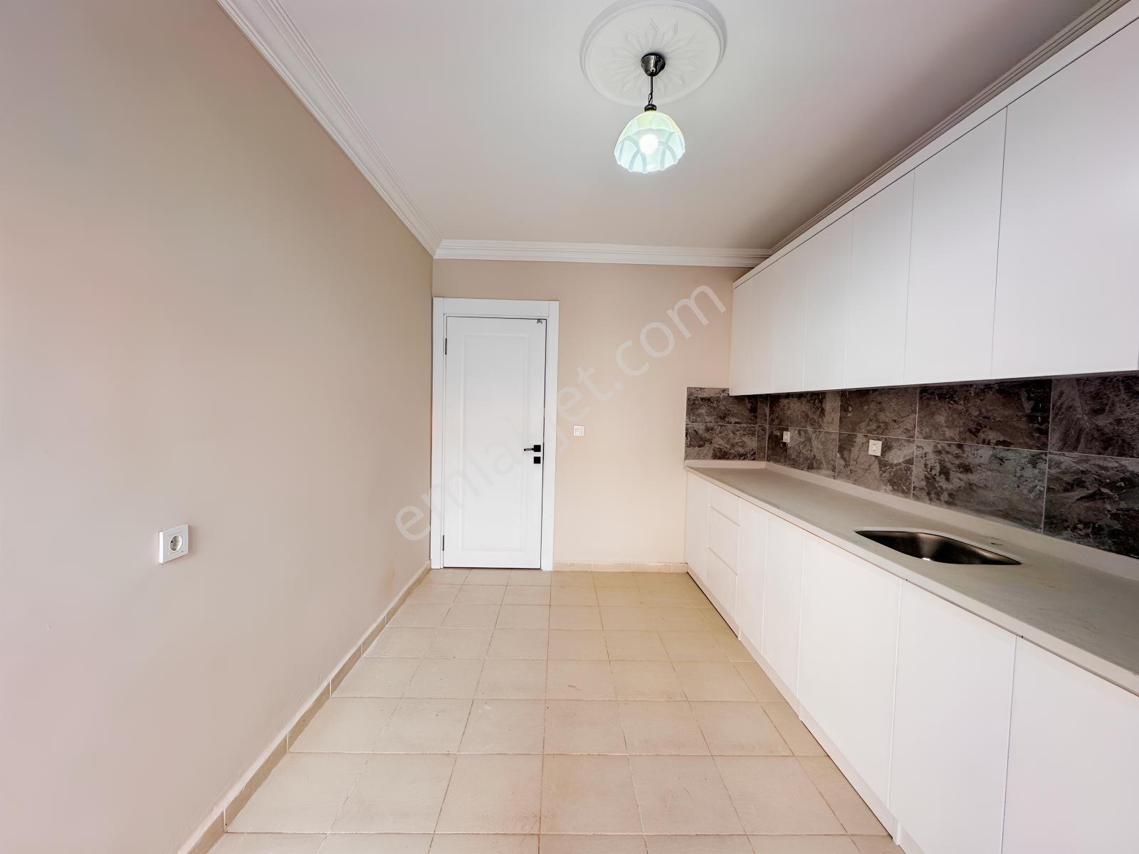 Eskihisarda Ara Kat Garajlı 3+1 Satılık Daire — fotoğraf 9