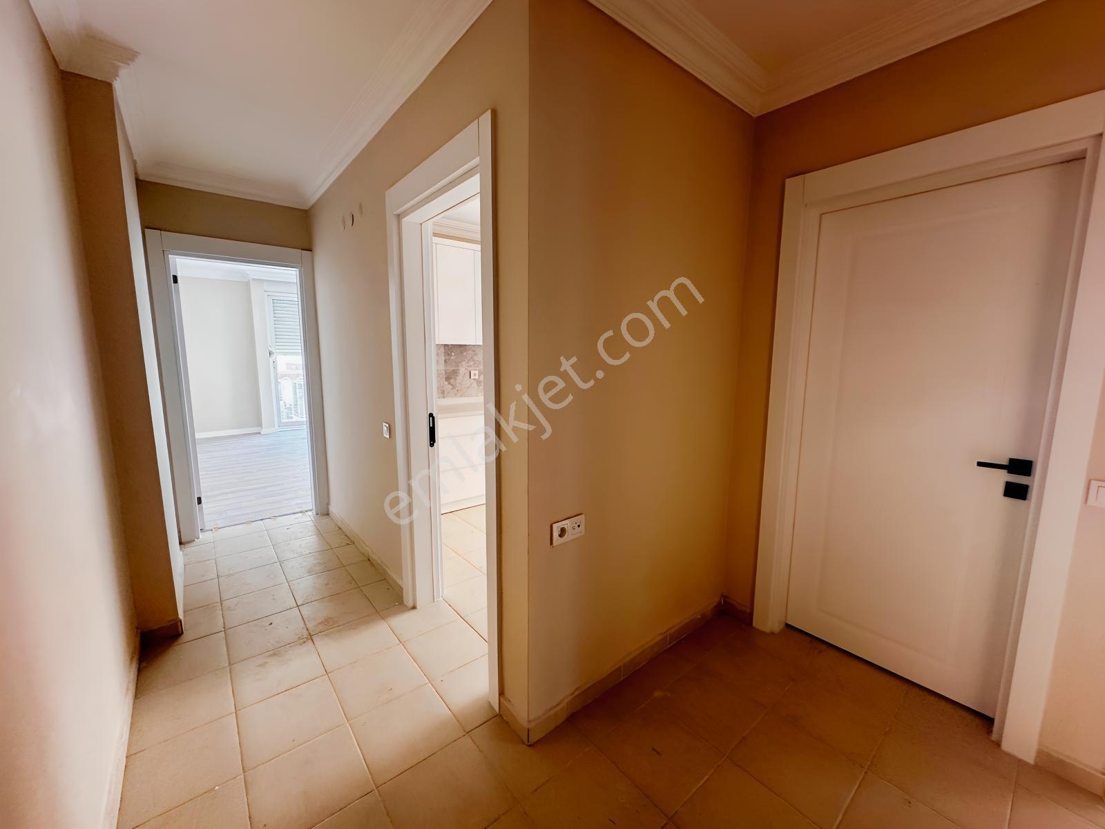 Eskihisarda Ara Kat Garajlı 3+1 Satılık Daire — fotoğraf 14