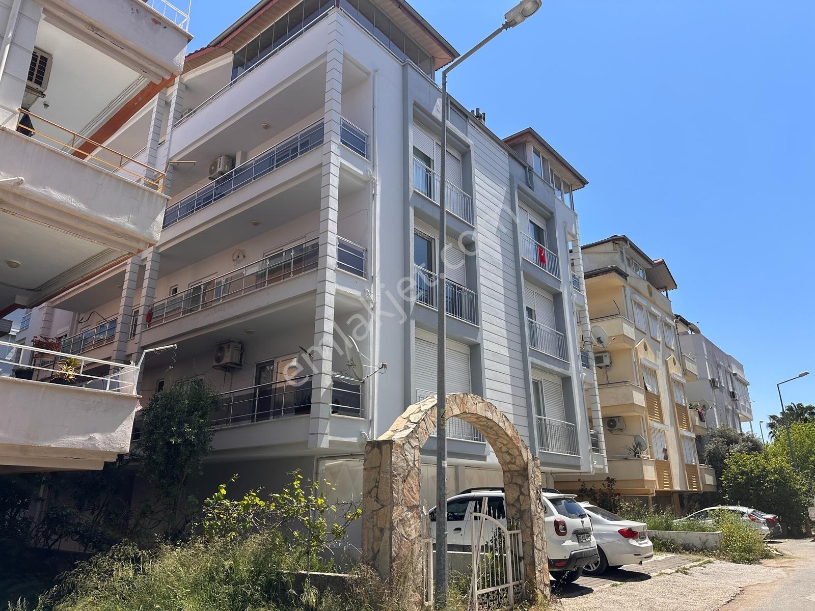 Eskihisarda Ara Kat Garajlı 3+1 Satılık Daire — fotoğraf 28