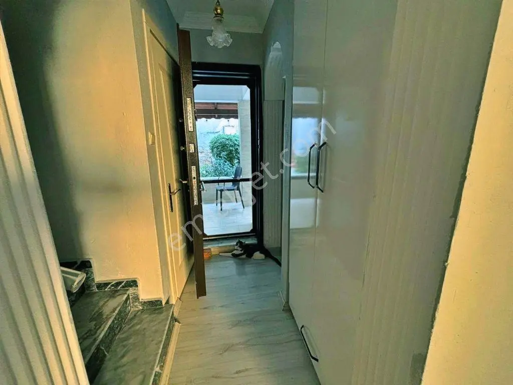 Yetkisi Uytundan Pelitköyde Denize 50 Mt. Doğalgazlı 3+1 Villa — fotoğraf 7