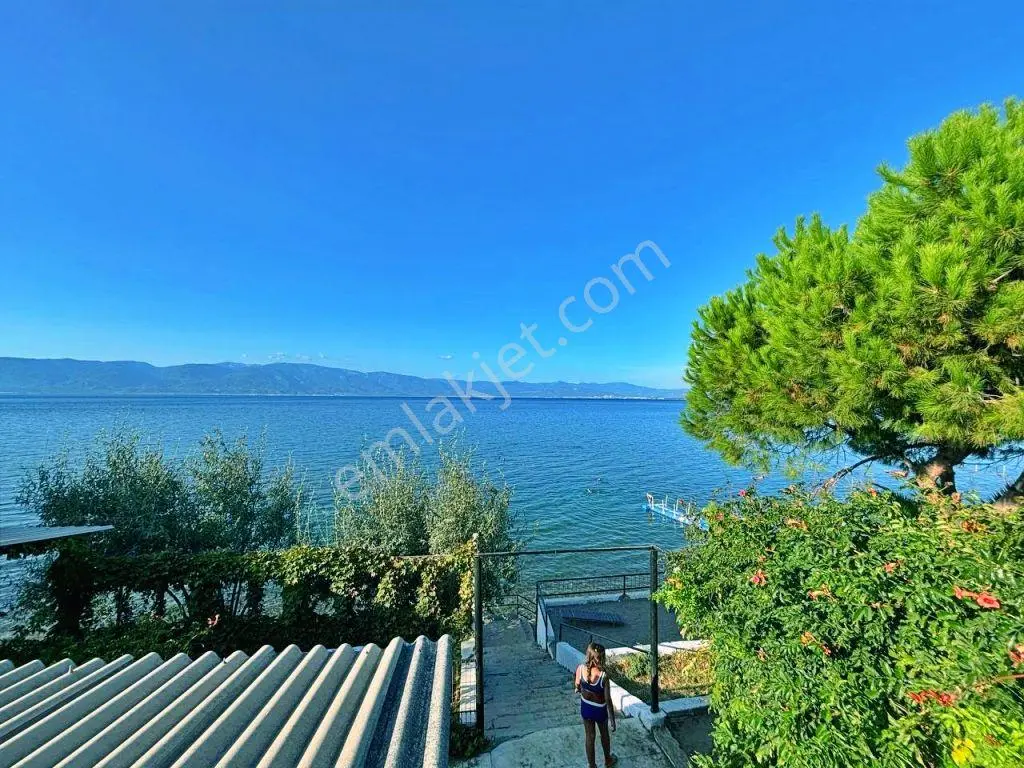 Yetkisi Uytundan Pelitköyde Denize 50 Mt. Doğalgazlı 3+1 Villa — fotoğraf 20
