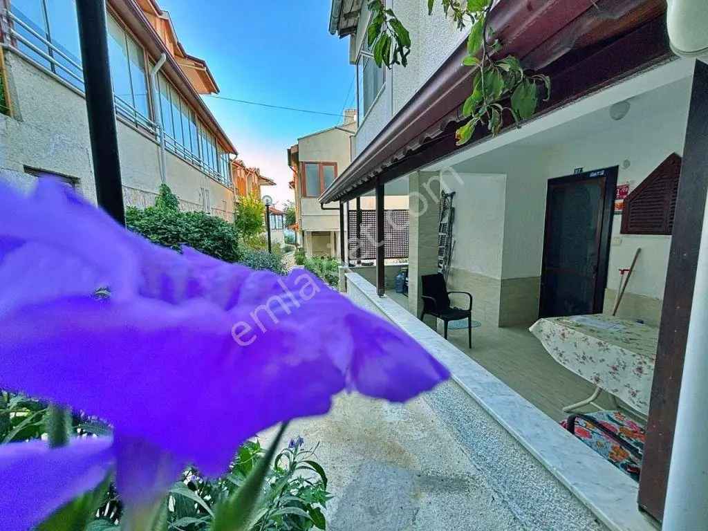 Yetkisi Uytundan Pelitköyde Denize 50 Mt. Doğalgazlı 3+1 Villa — fotoğraf 23