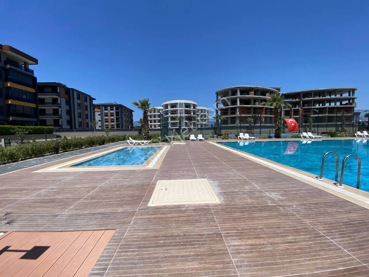 Uytundan Ören'de Havuzlu Ve Tenis Kortlu Sitede 1+1 Akıllı Daire — fotoğraf 19