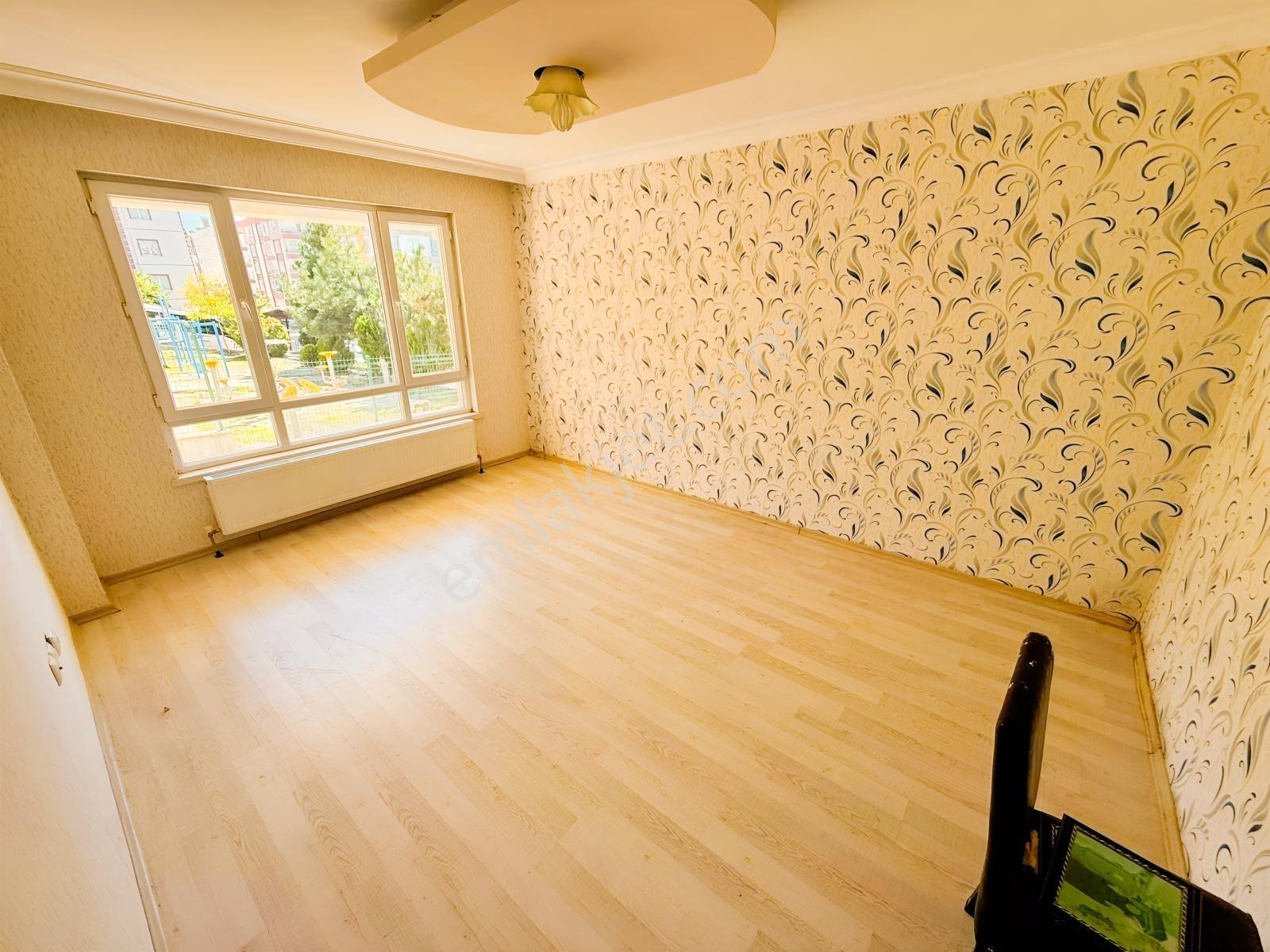 Keçiörende 3+1 Full Krediye Uygun İskanlı 1 Kat Konumlu Daire — fotoğraf 4