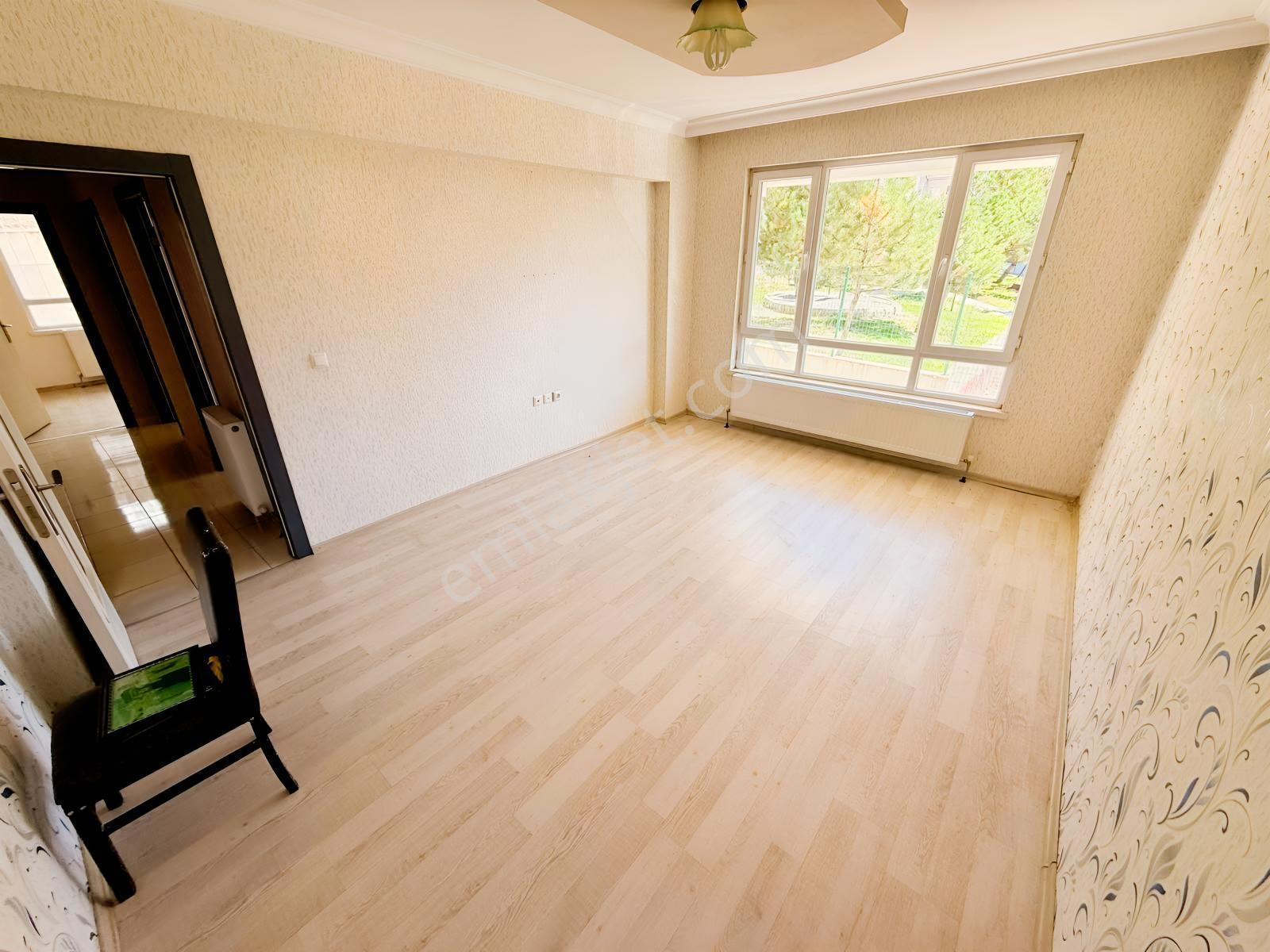 Keçiörende 3+1 Full Krediye Uygun İskanlı 1 Kat Konumlu Daire — fotoğraf 5