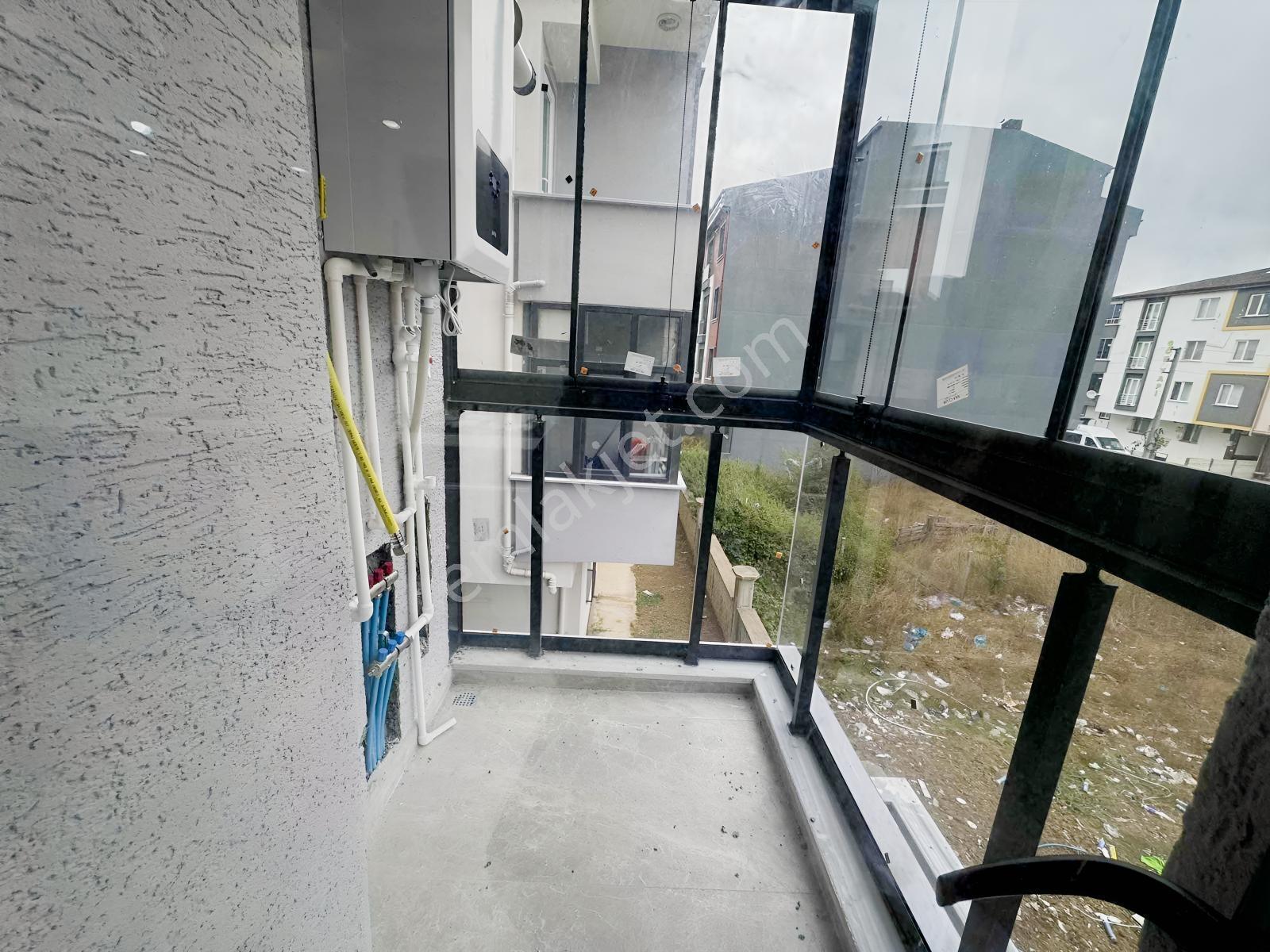 Yunus Emre Mah. Kombi Ankastre Portmantosu Takılı Arakat 2+0 — fotoğraf 15