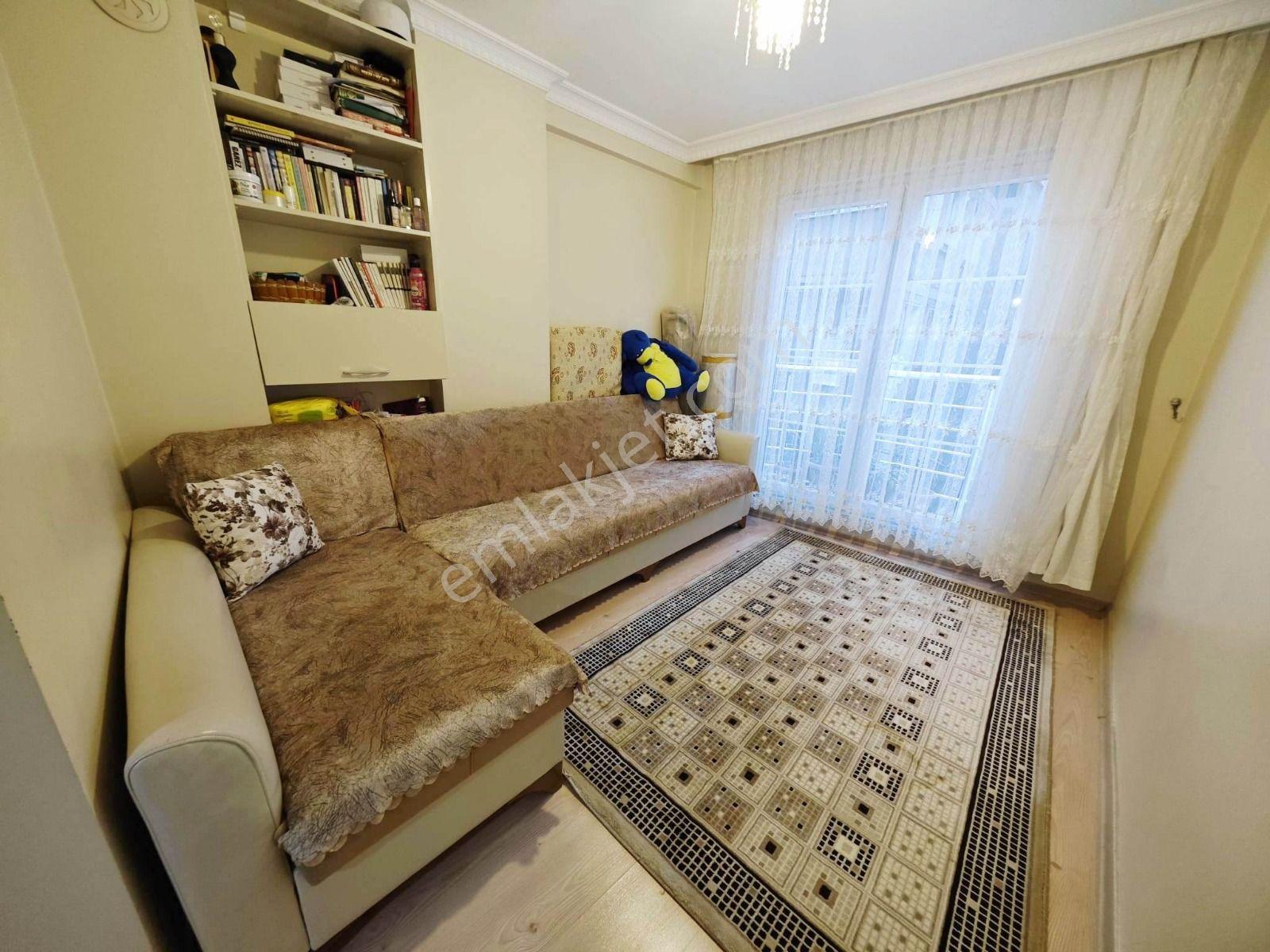 Yıldız Dan Zafer De Kredili 2+1 Kelepir Acil Satılık Ara Kat — fotoğraf 5